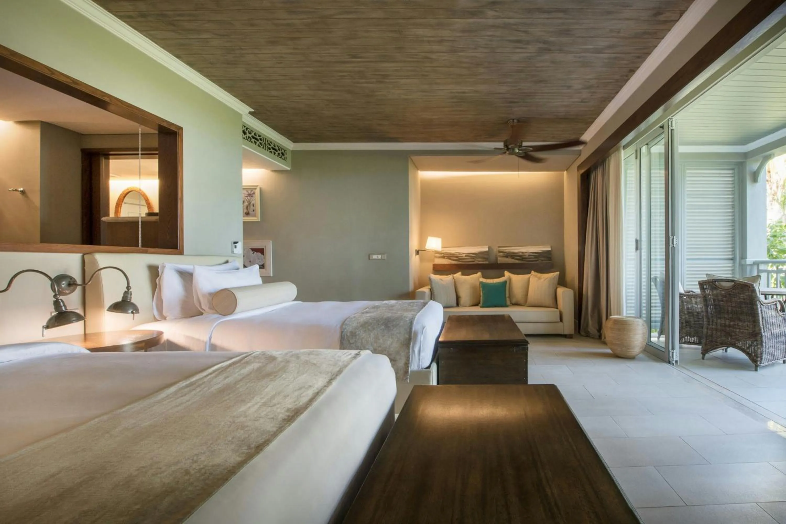 Photo of the whole room, Bed in The St. Regis Le Morne Resort, Mauritius