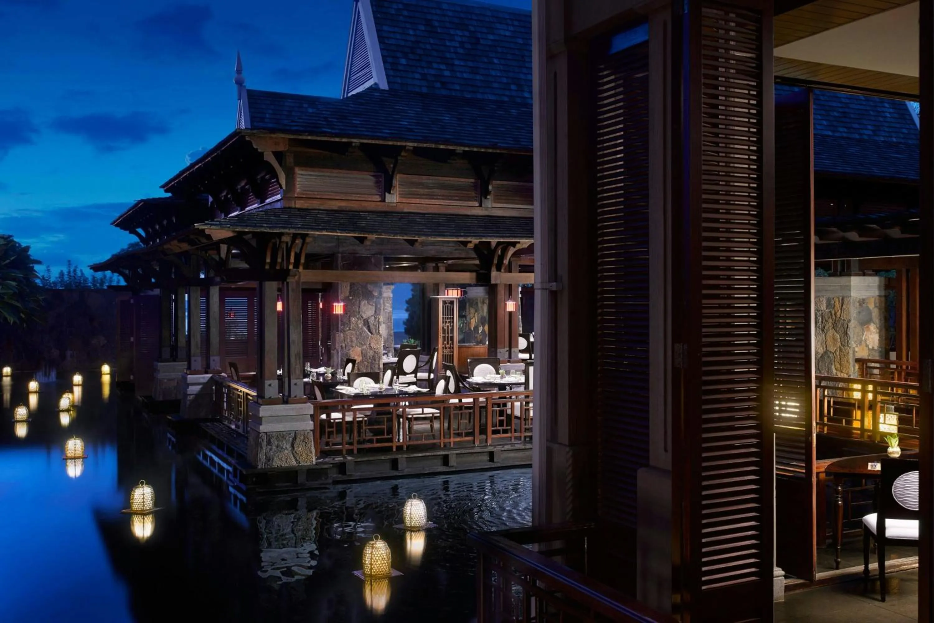 Restaurant/places to eat in The St. Regis Le Morne Resort, Mauritius