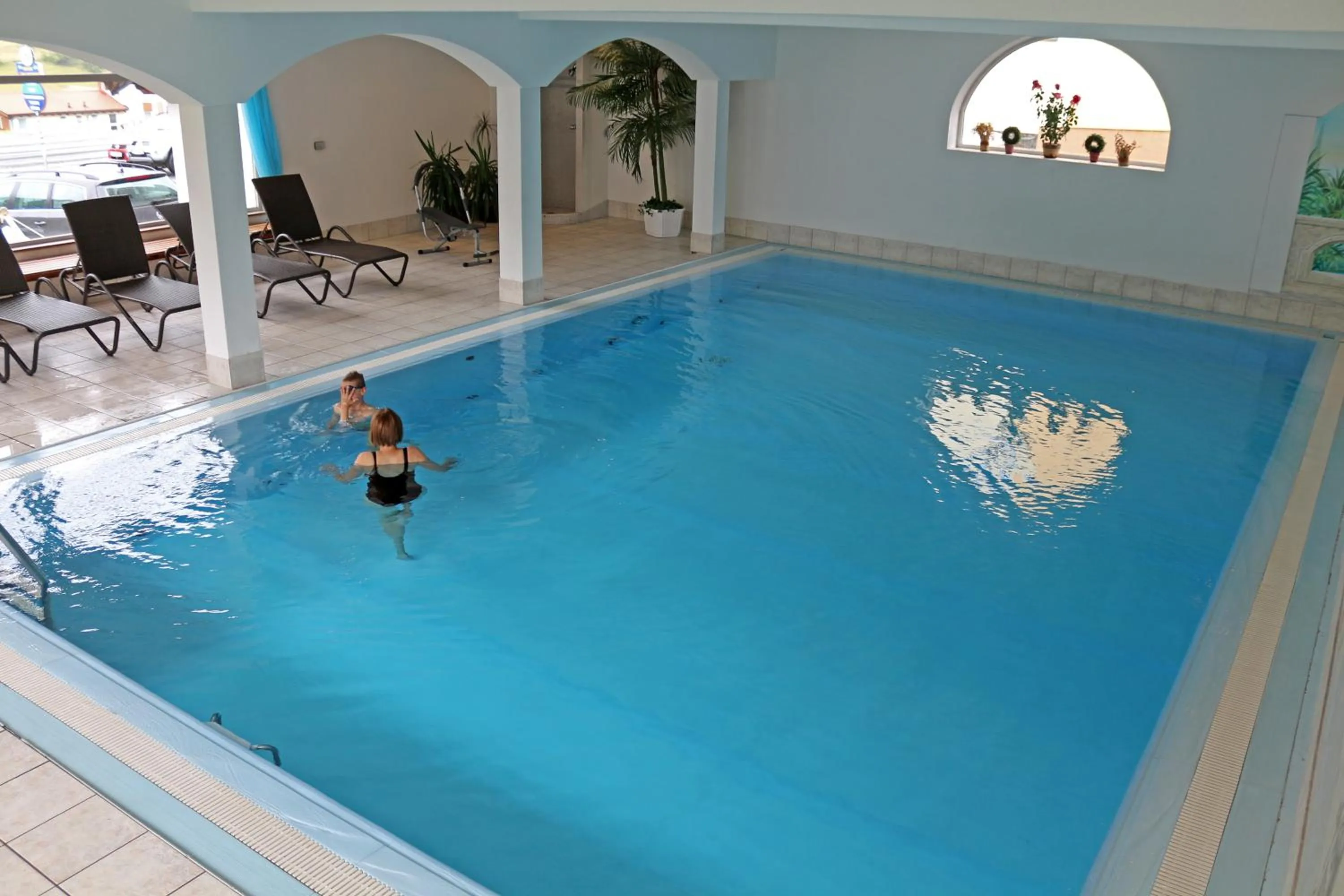 Swimming pool in Alpenhotel Regina