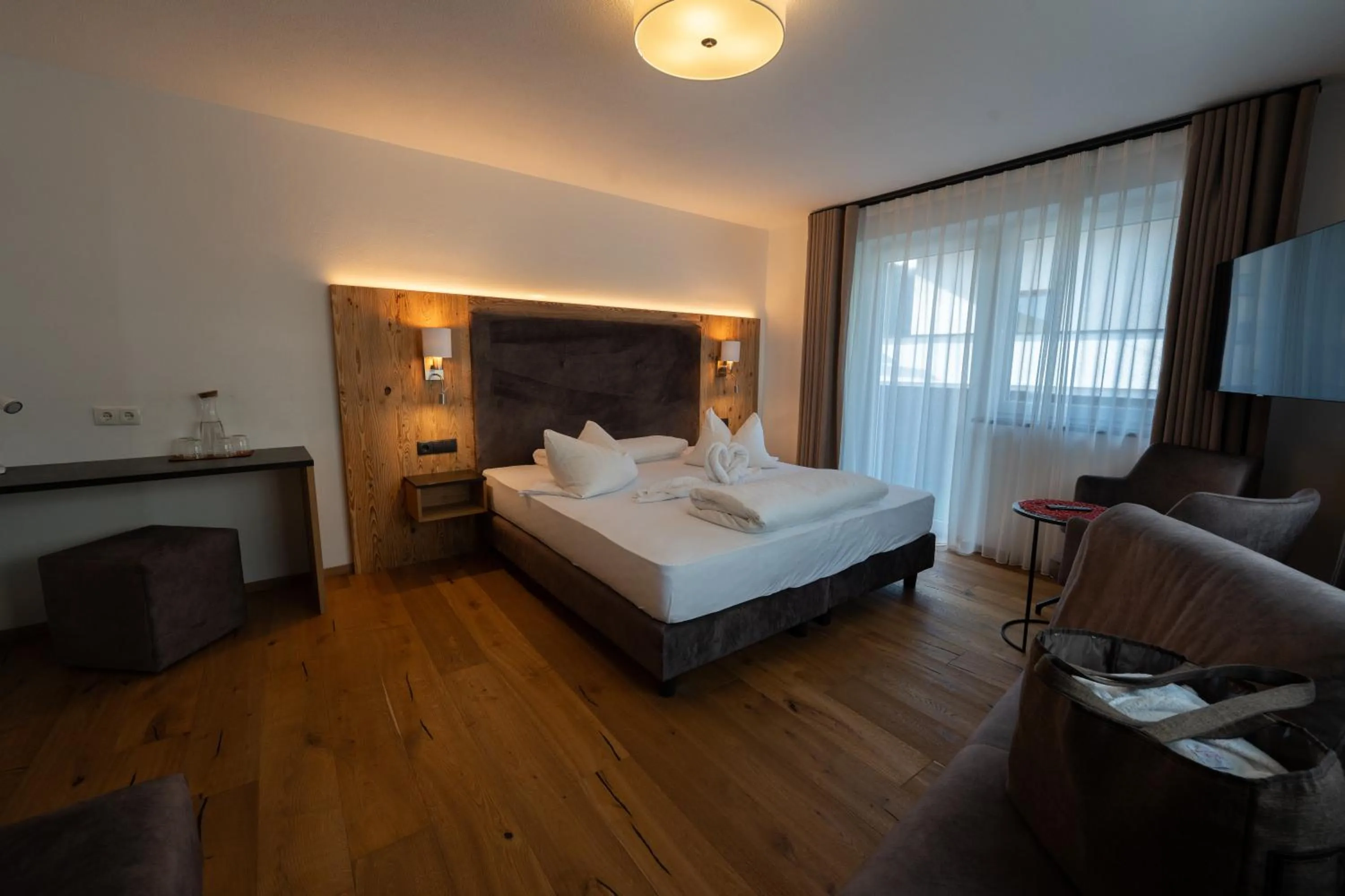 Photo of the whole room, Bed in Alpenhotel Regina