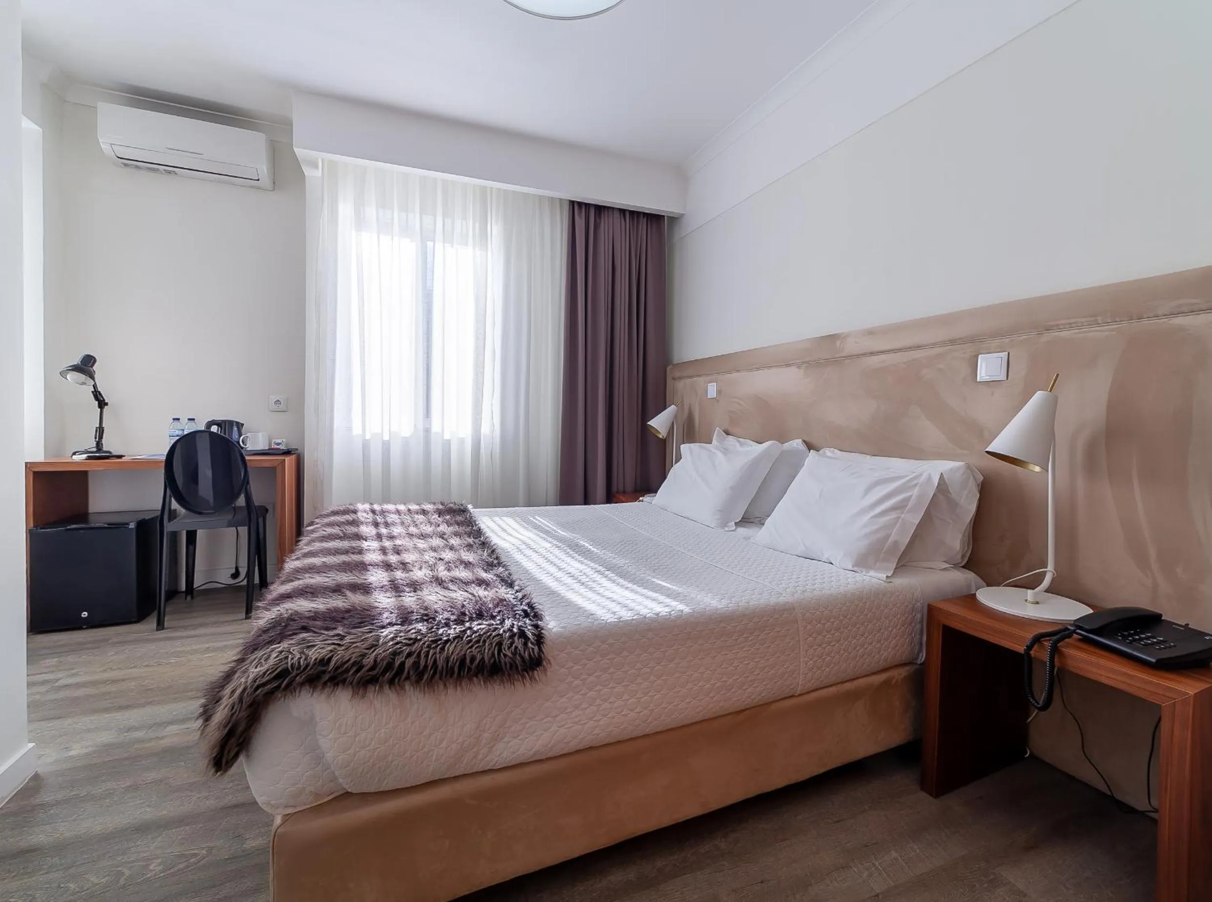 Bed in Hotel Porto Mar