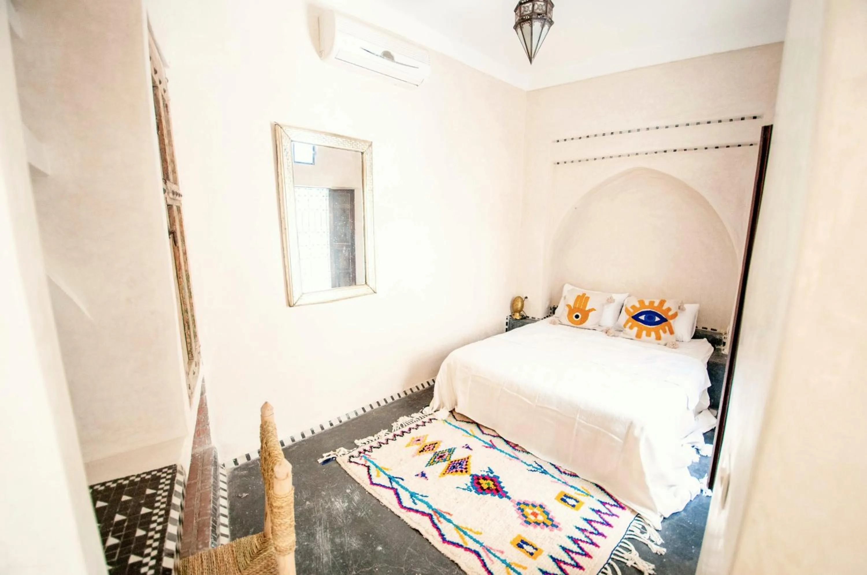 Bed in Riad Chorfa