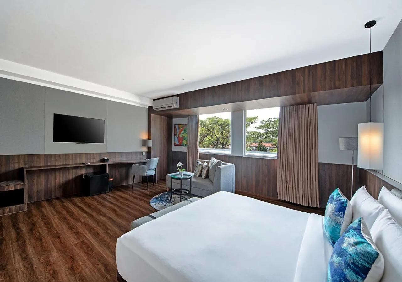 Bed in Oakwood Hotel & Apartments Taman Mini Jakarta