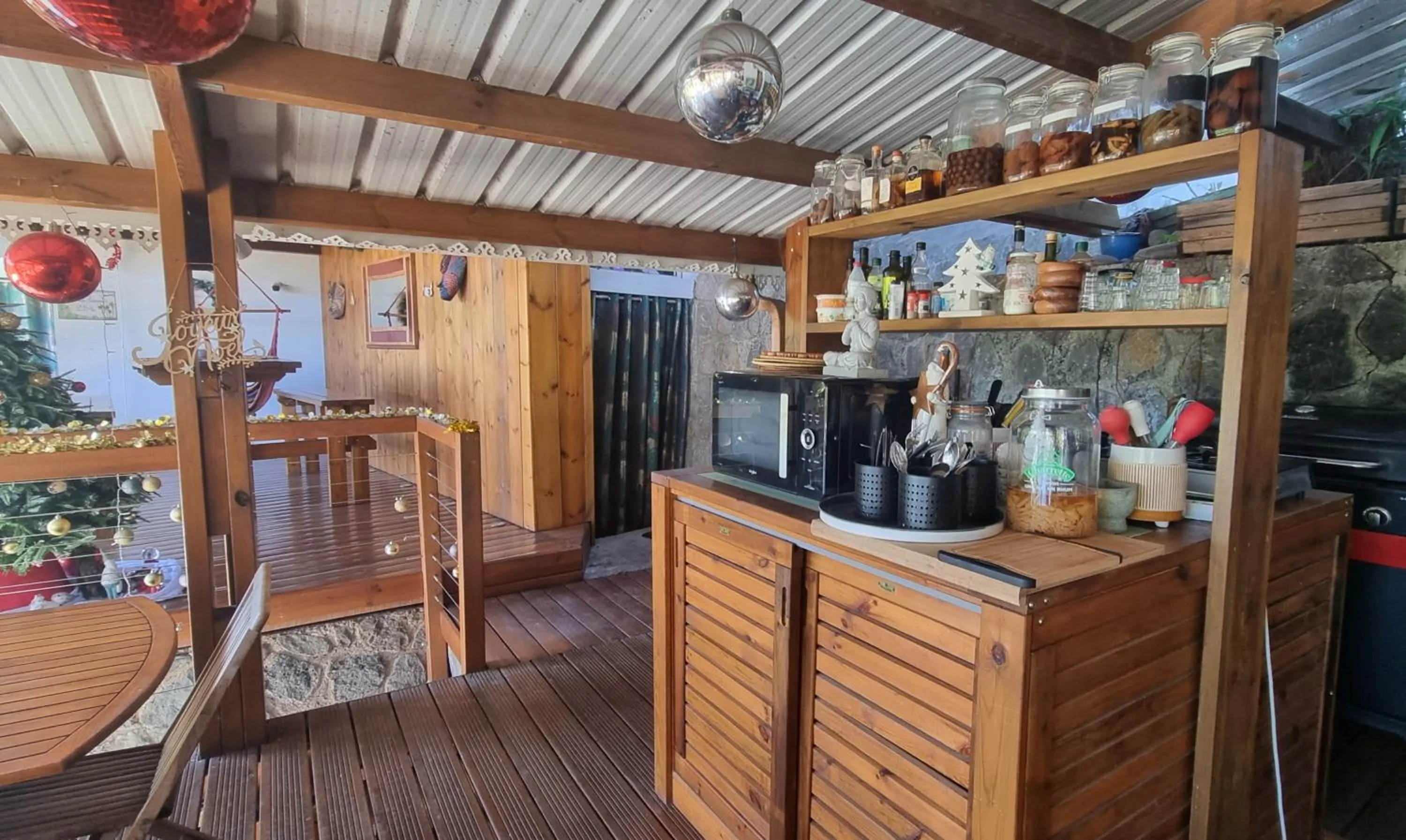 Kitchen or kitchenette in Villa Des Remparts