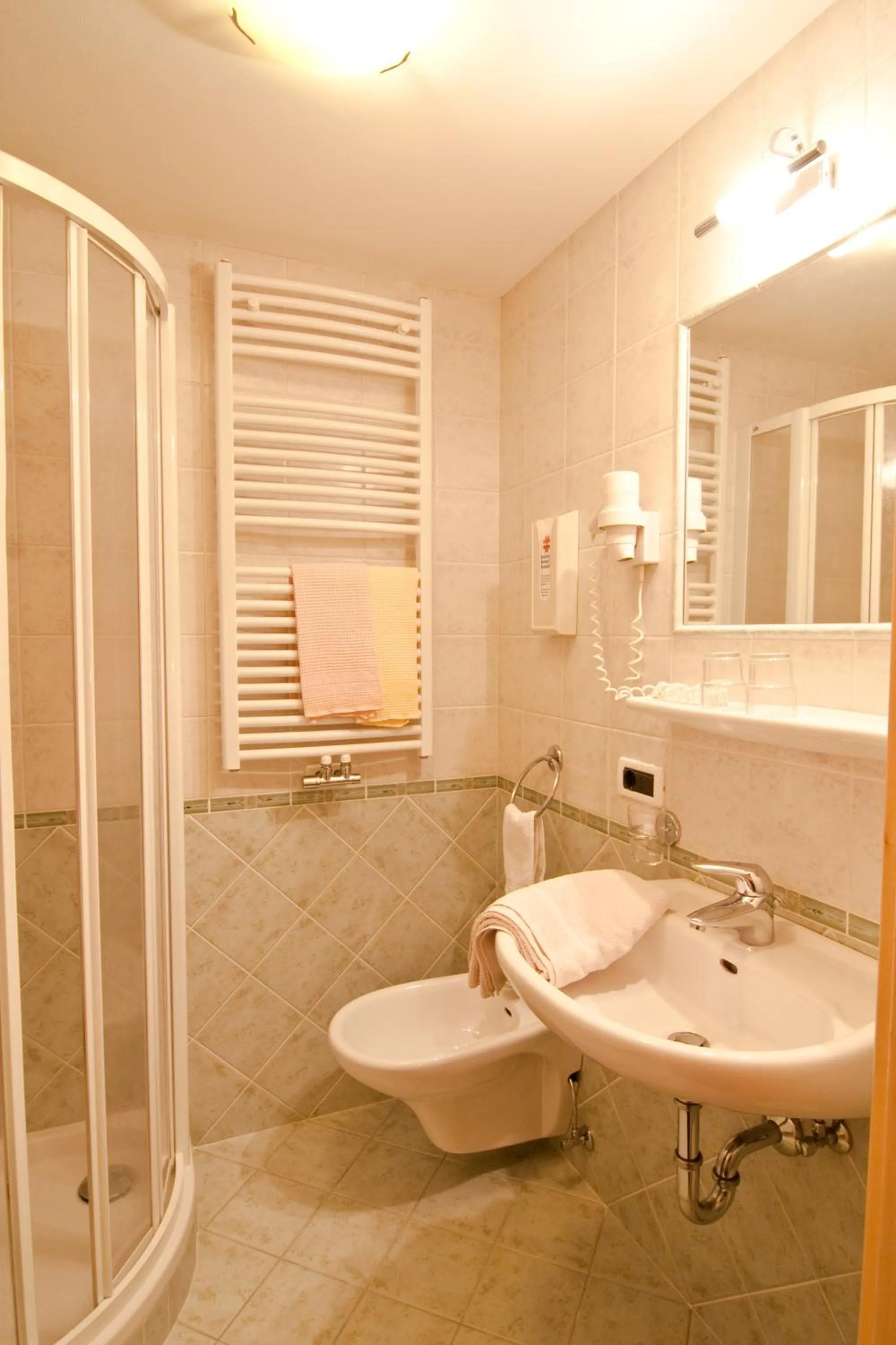 Bathroom in Pension Enzian