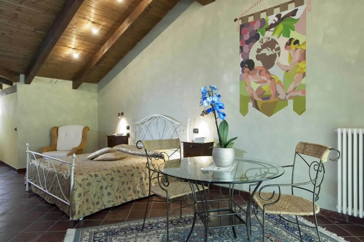 Photo of the whole room, Bed in Trattoria Del Bivio