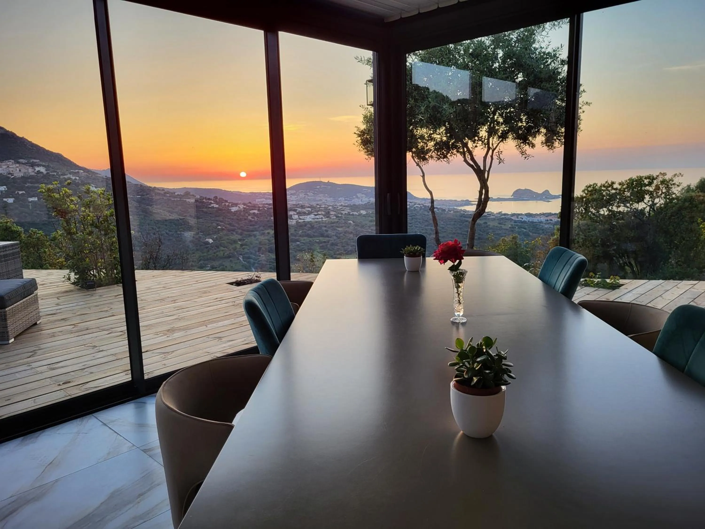 Communal lounge/ TV room in tre castelli