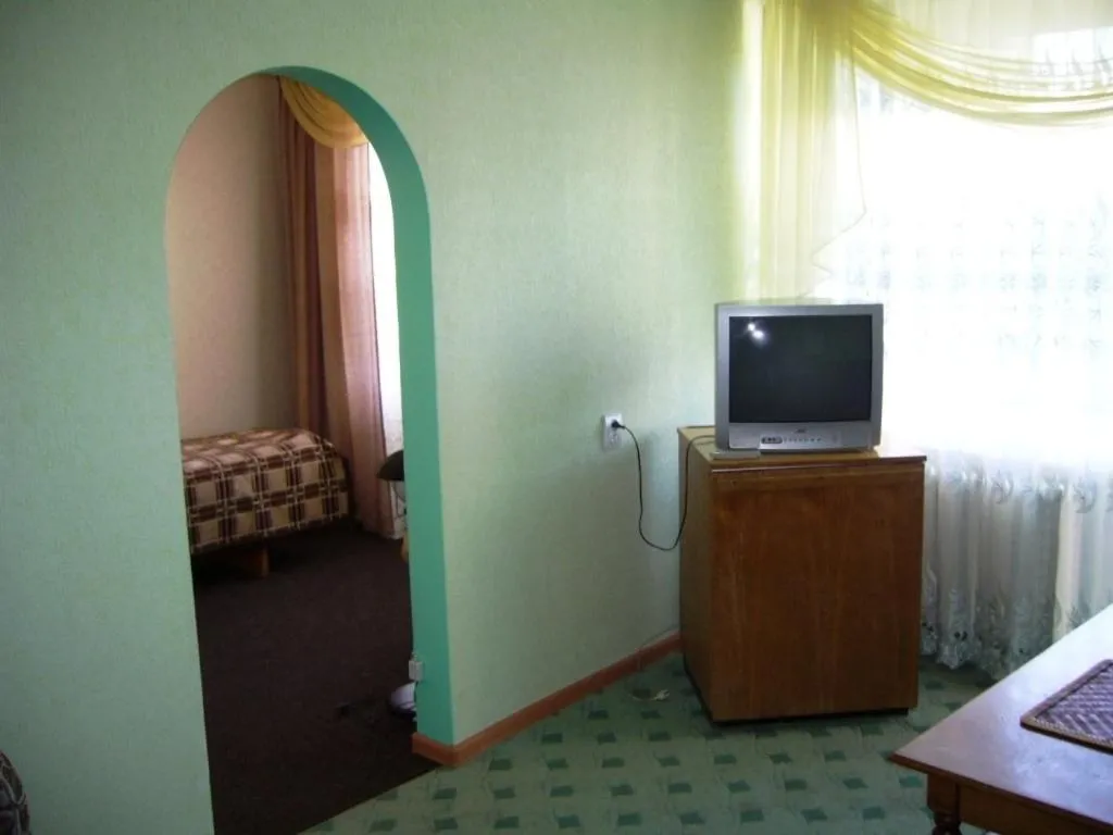 Bed in Hotel Profspilkovyi
