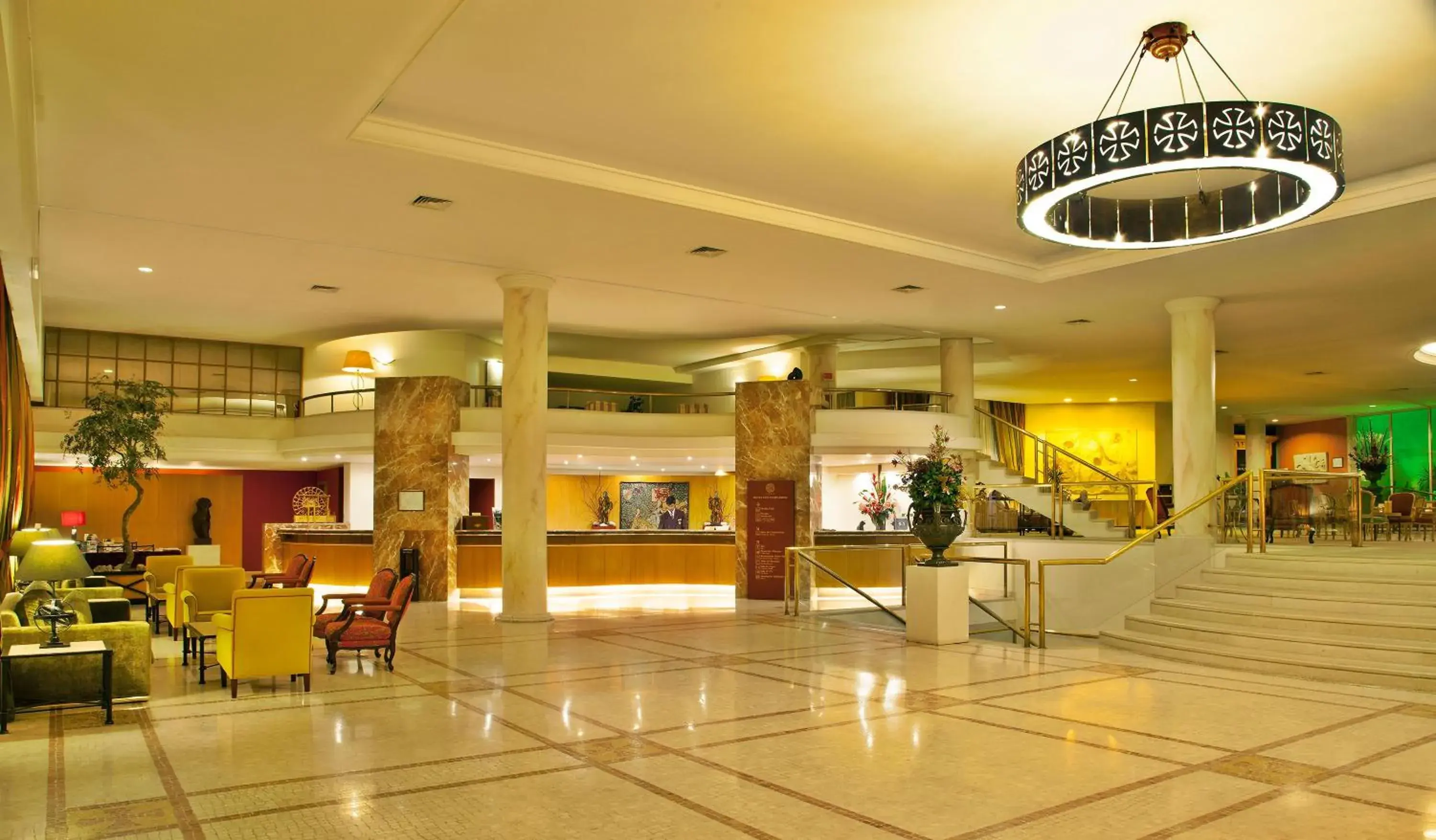 Lobby or reception in Hotel Dos Templarios Lobby or reception in Hotel Dos Templarios