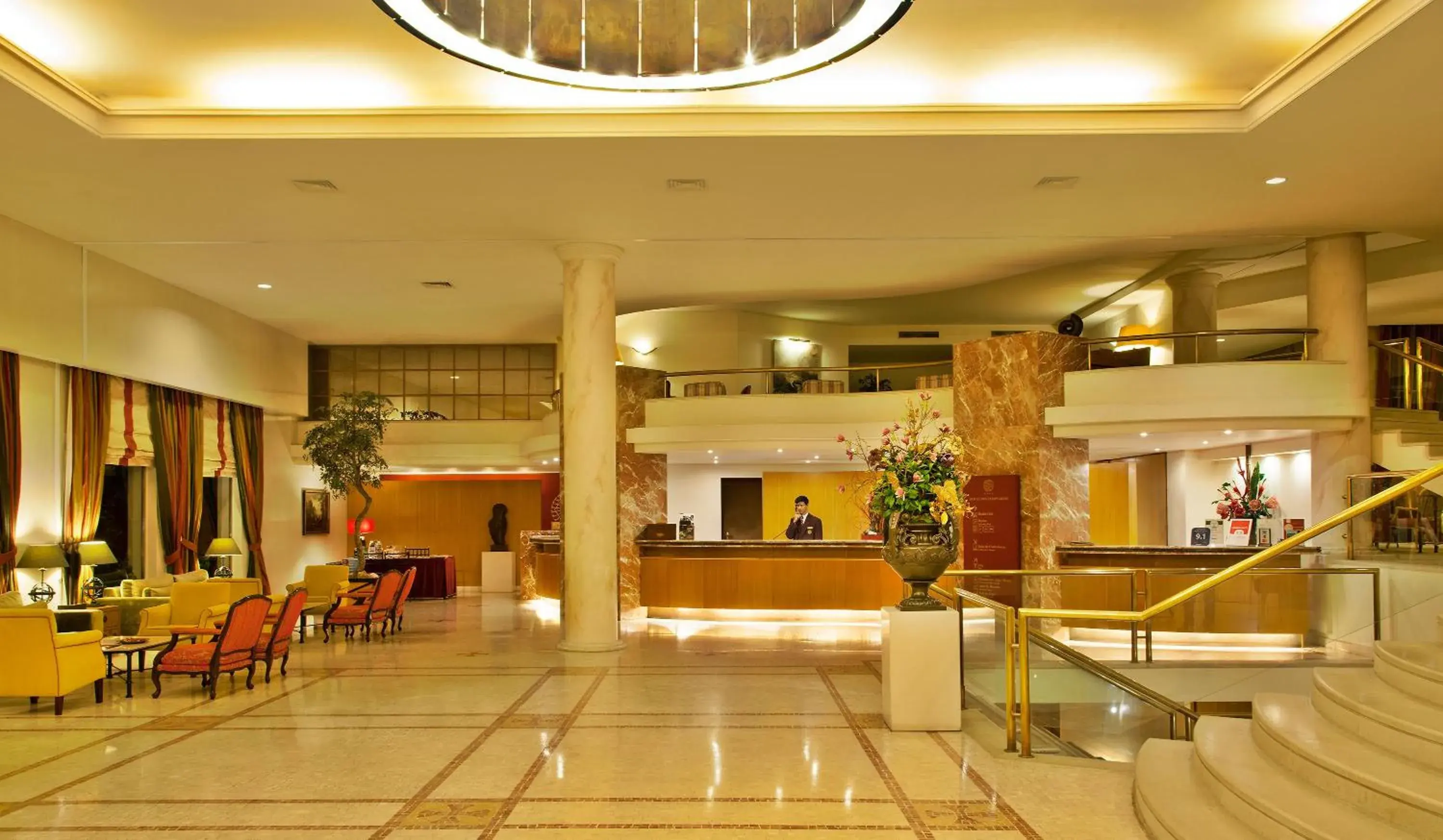 Lobby or reception in Hotel Dos Templarios Lobby or reception in Hotel Dos Templarios