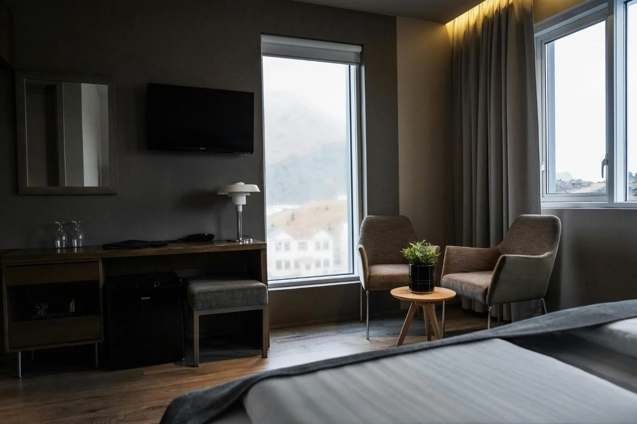 Property building, Bed in Hotel Vestmannaeyjar