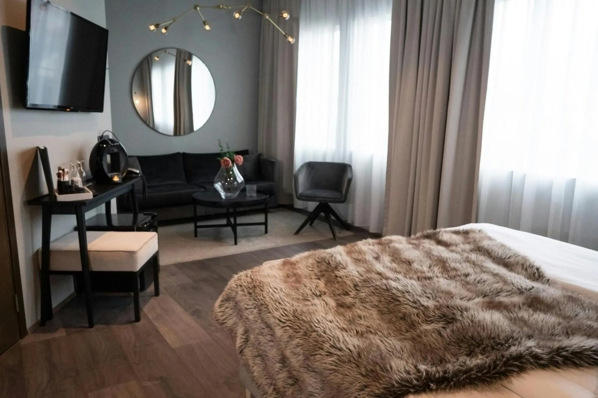 Bedroom, Bed in Hotel Vestmannaeyjar