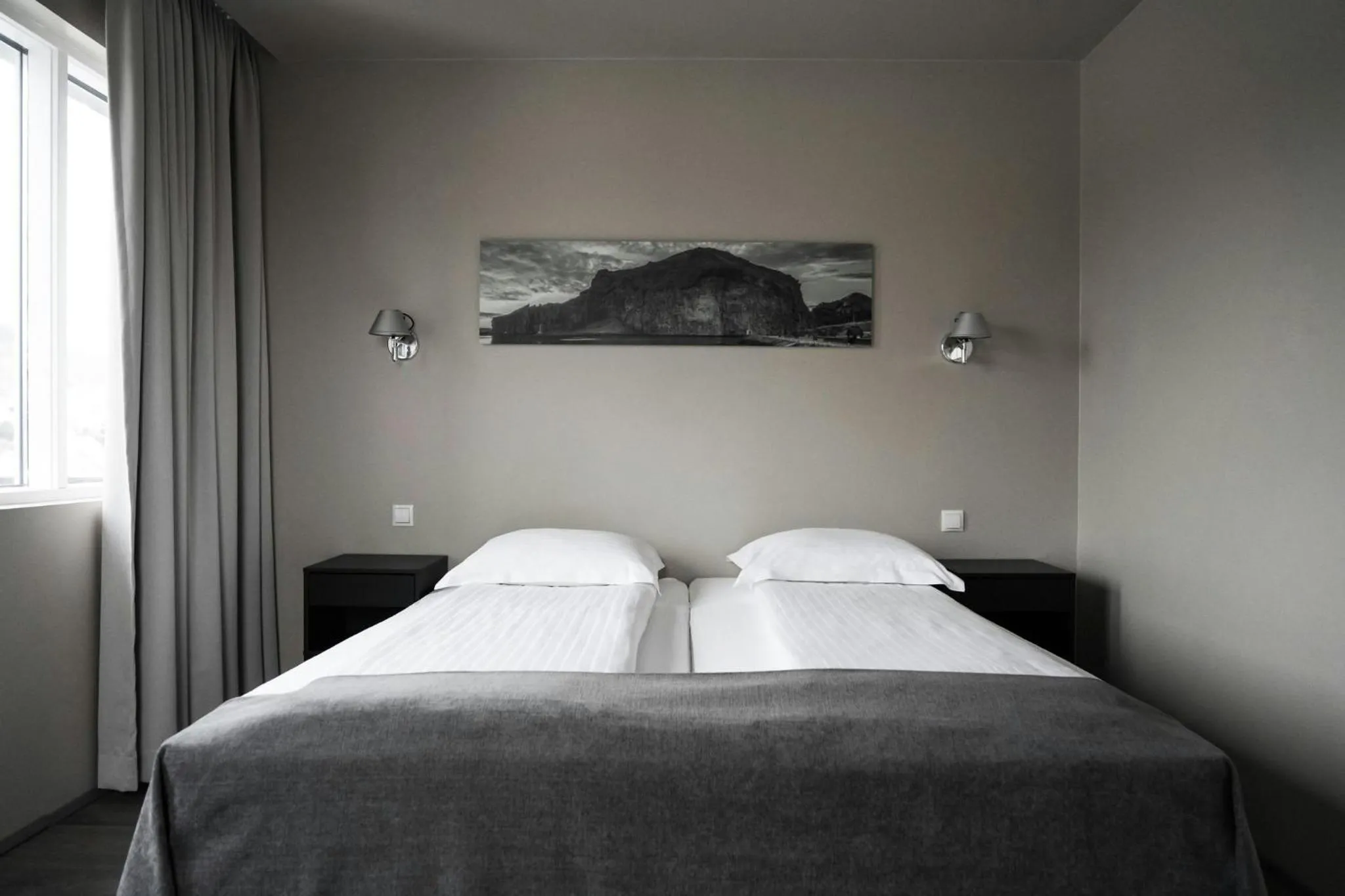 Bedroom, Bed in Hotel Vestmannaeyjar