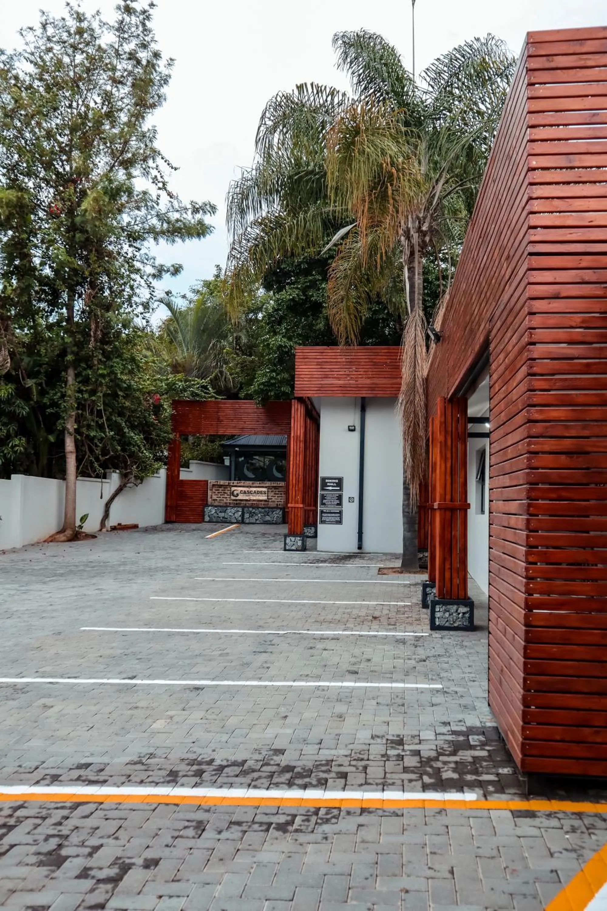 Property building in Cascades Guest Lodge