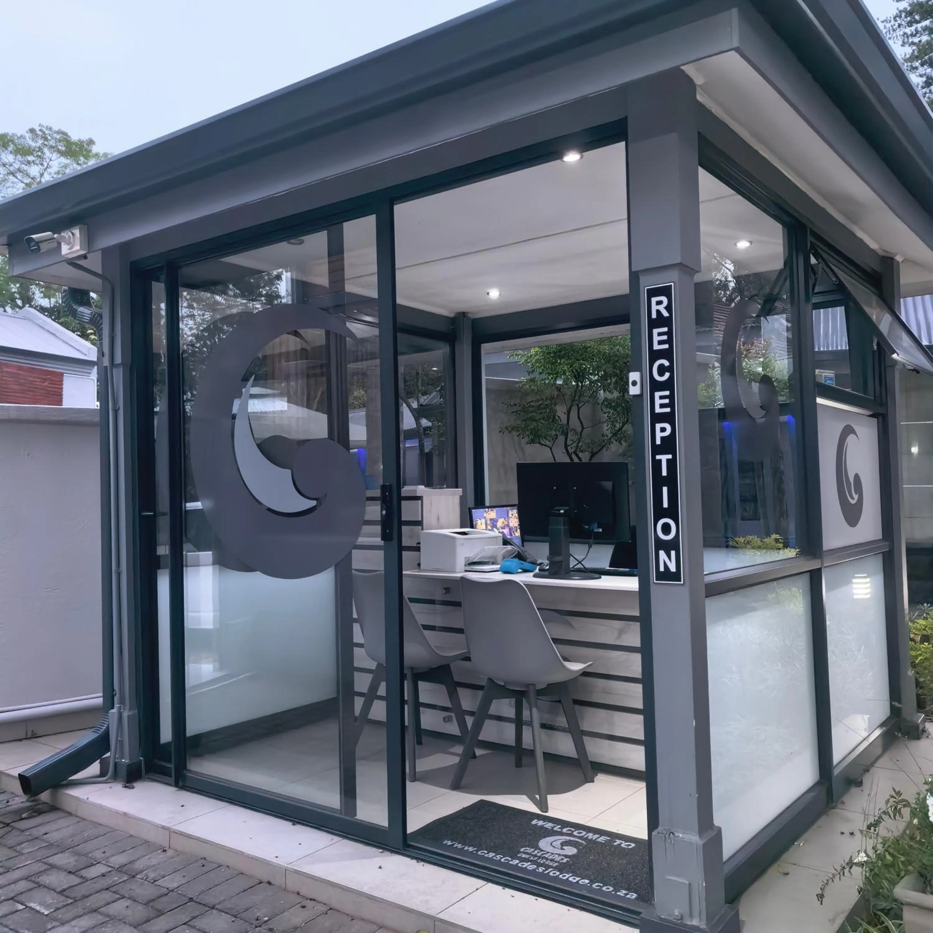 Day in Cascades Guest Lodge