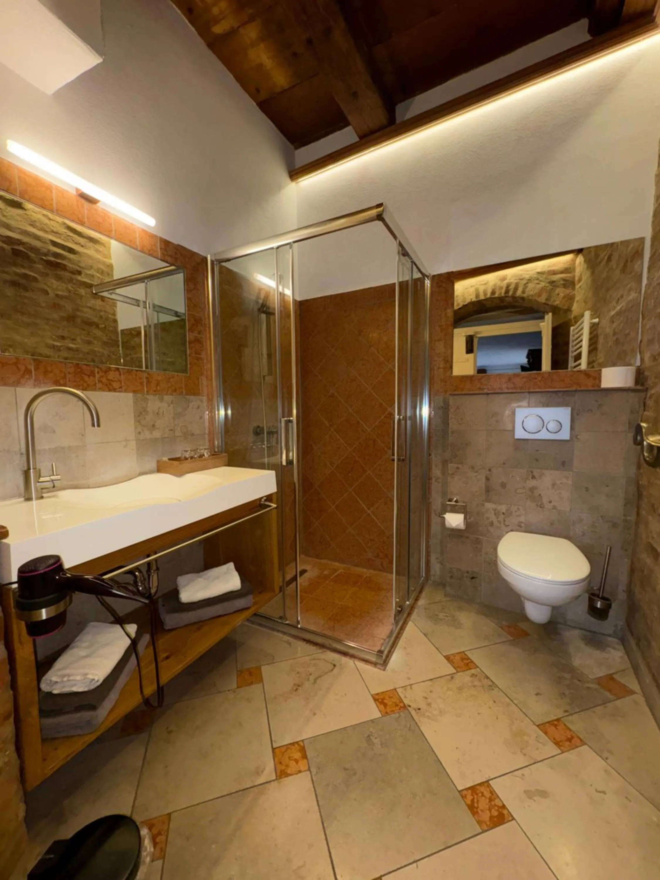 Property building in Wirgarten Antik Hotel