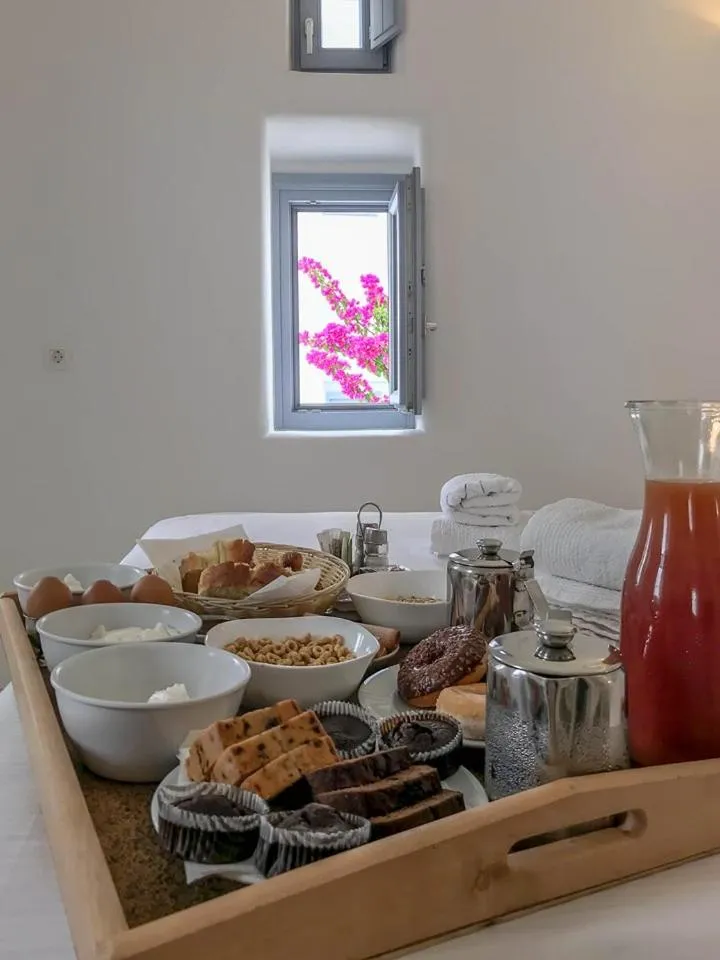 Breakfast in Palmariva Villas