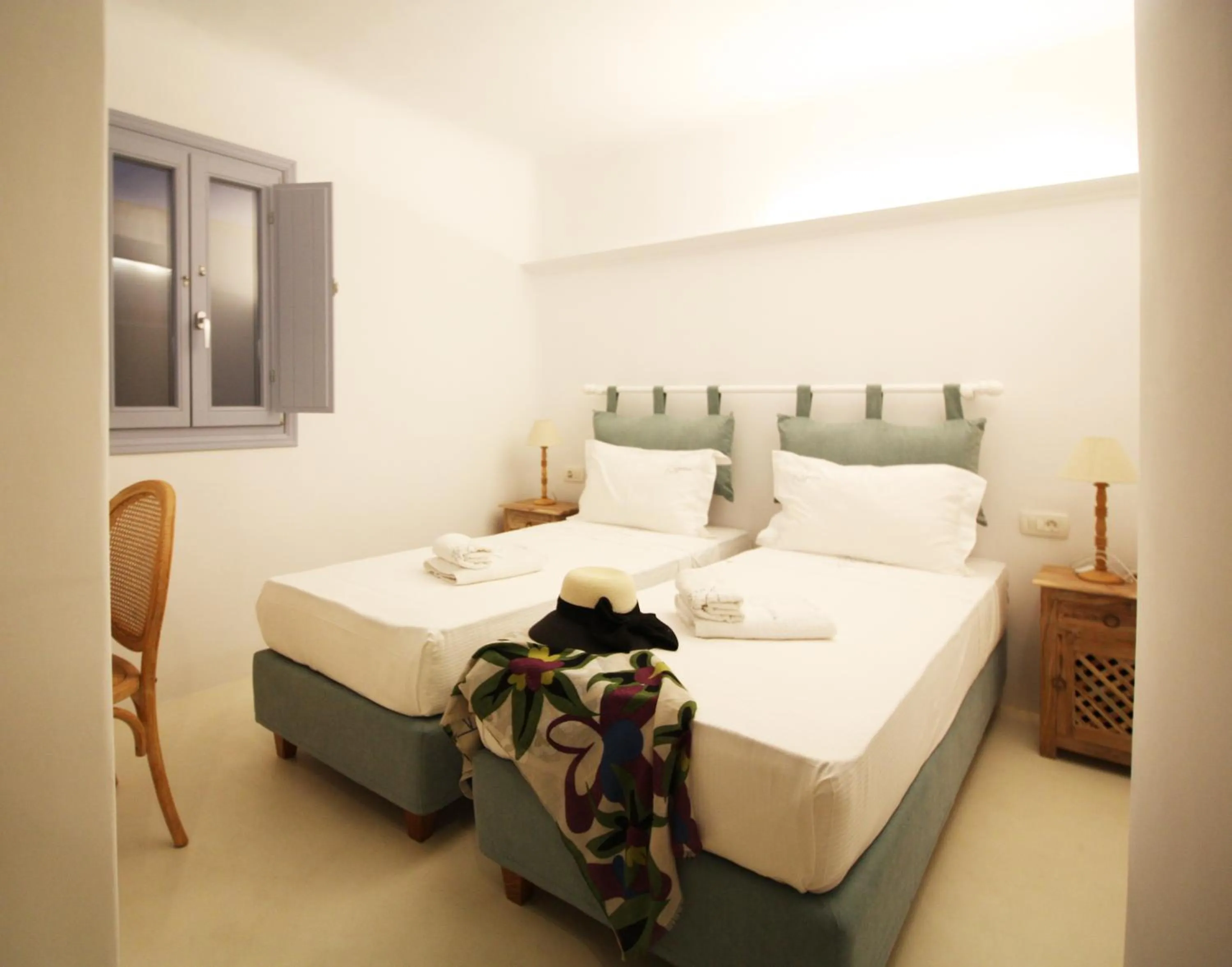 Bedroom, Bed in Palmariva Villas