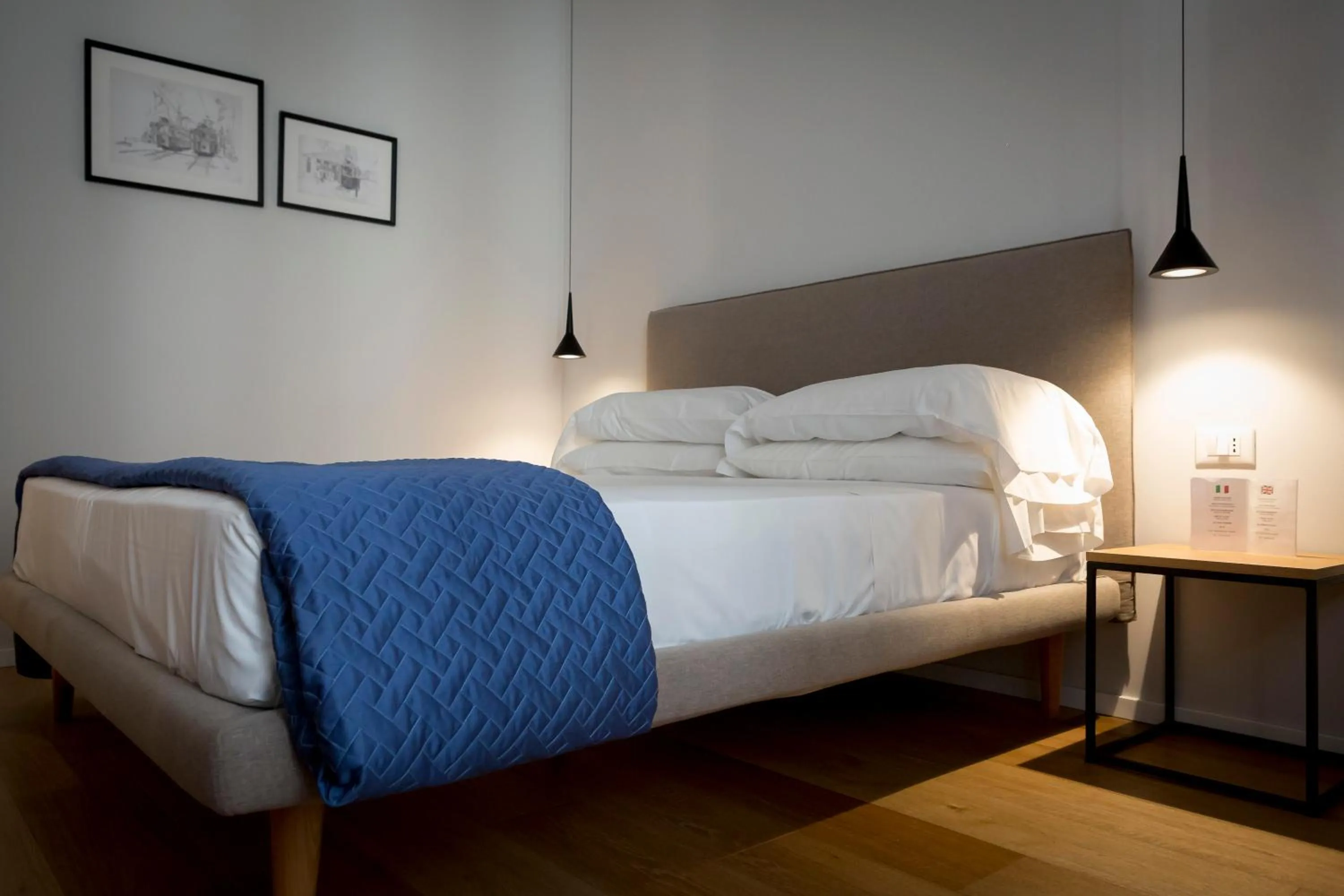 Bedroom, Bed in Trieste 411 - Rooms & Apartments