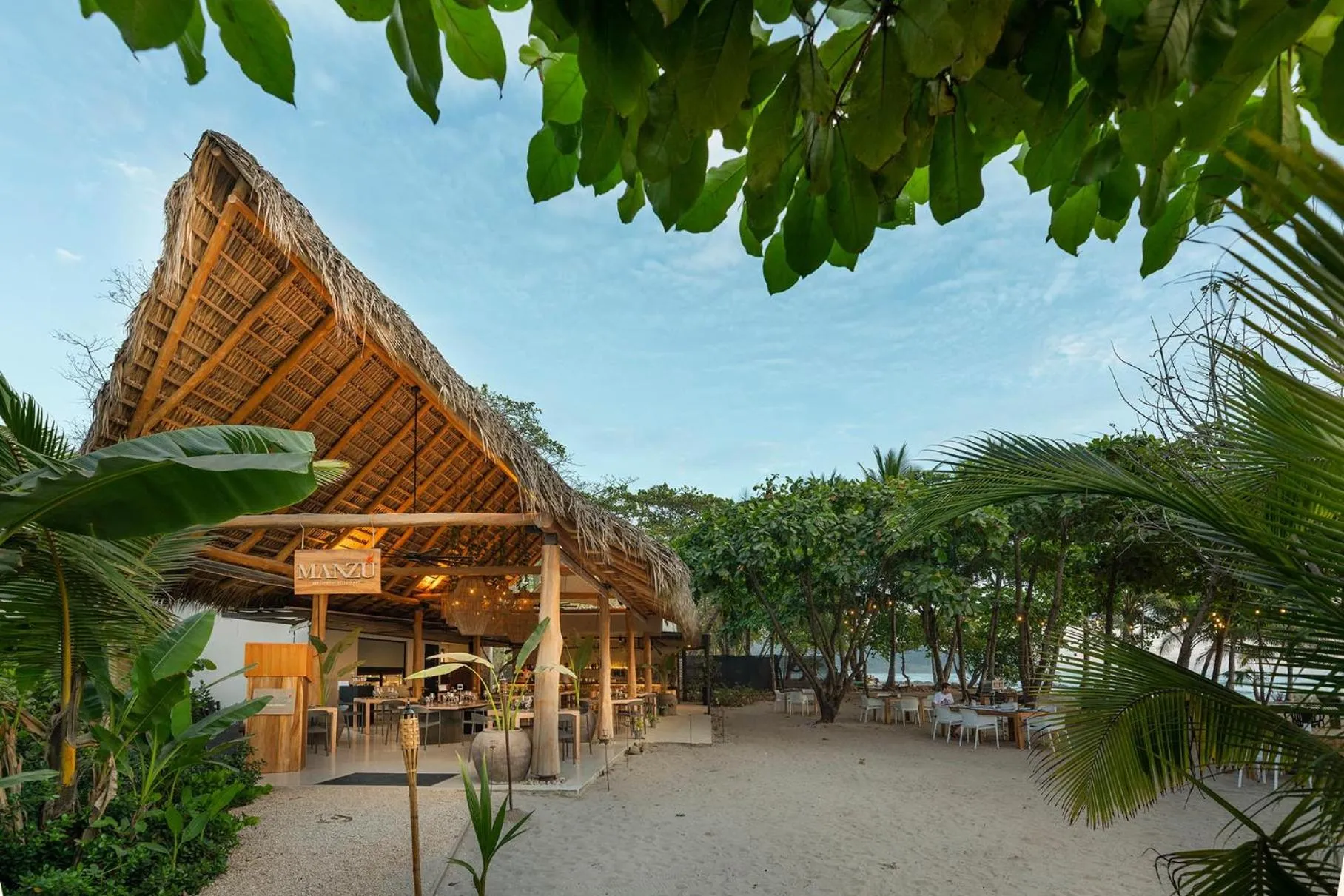 Restaurant/places to eat in Hotel Nantipa - A Tico Beach Experience