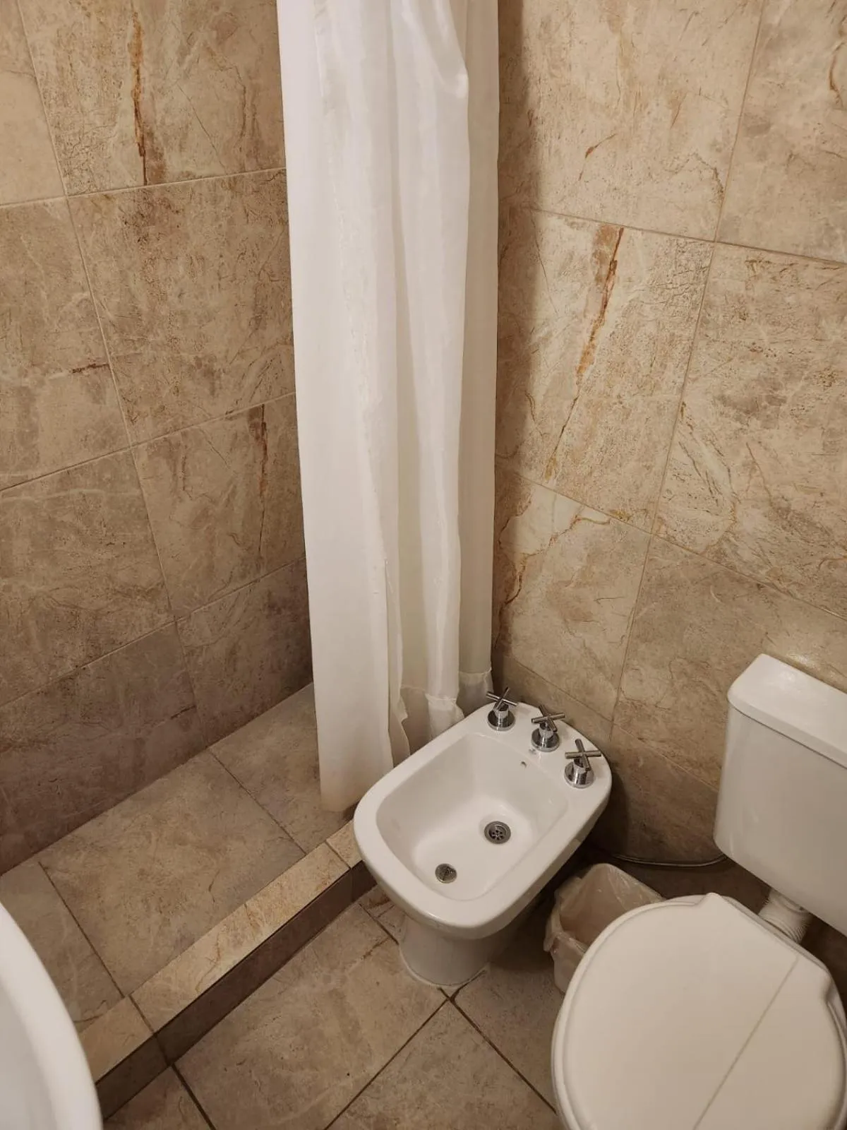 Shower in Trip Bariloche Select