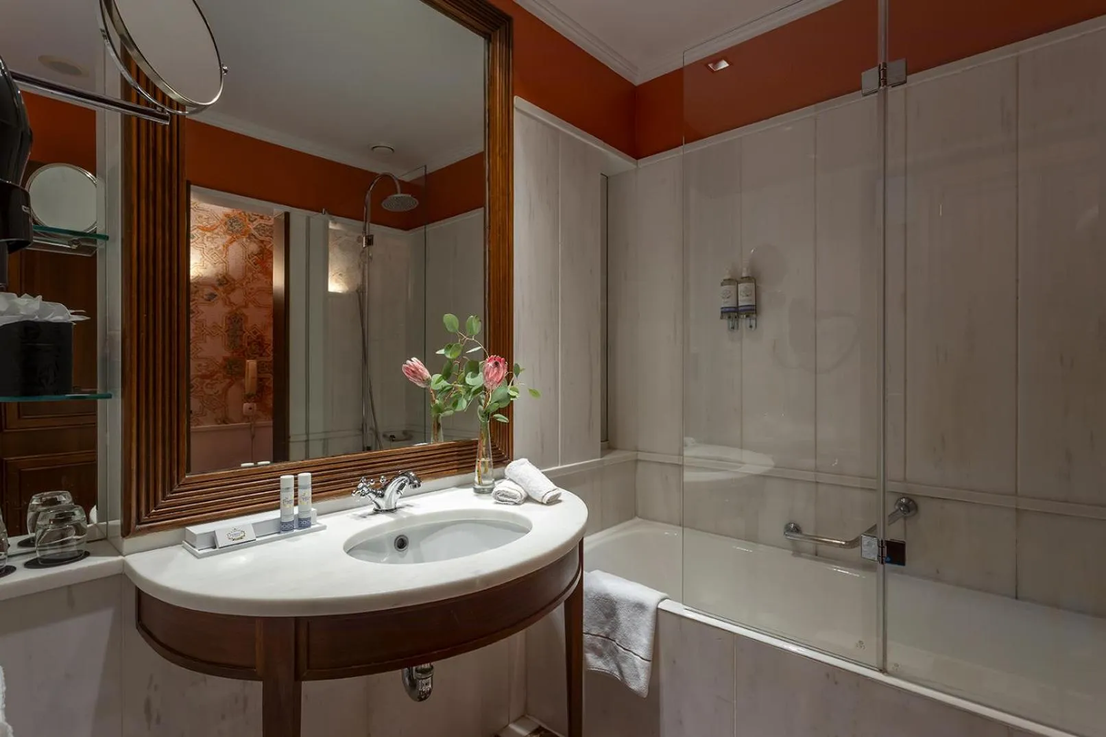 Bathroom in Pestana Palace Lisboa Hotel & National Monument - The Leading Hotels of the World