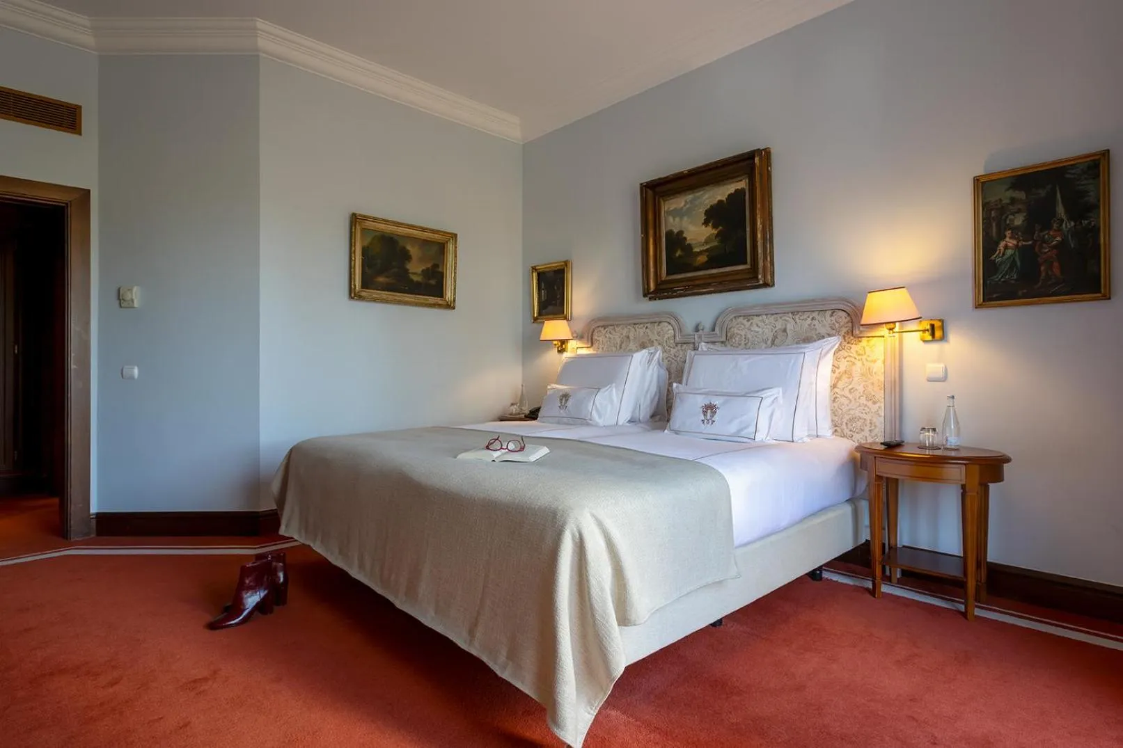 Bedroom, Bed in Pestana Palace Lisboa Hotel & National Monument - The Leading Hotels of the World