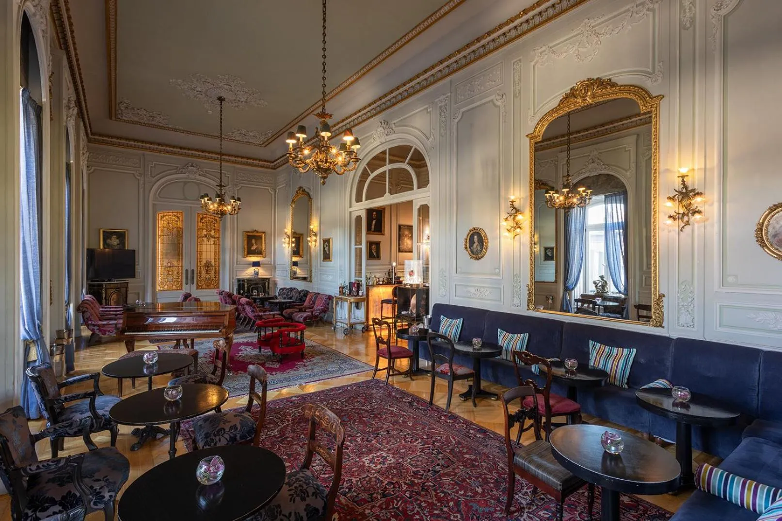 Lounge or bar in Pestana Palace Lisboa Hotel & National Monument - The Leading Hotels of the World