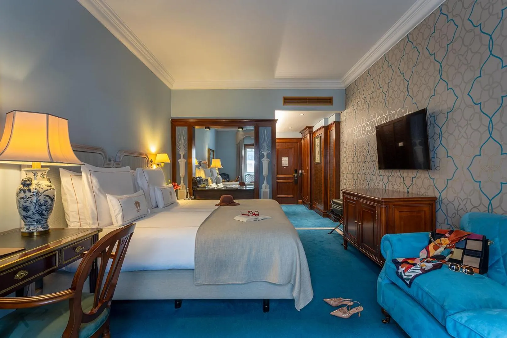 Bedroom, Bed in Pestana Palace Lisboa Hotel & National Monument - The Leading Hotels of the World