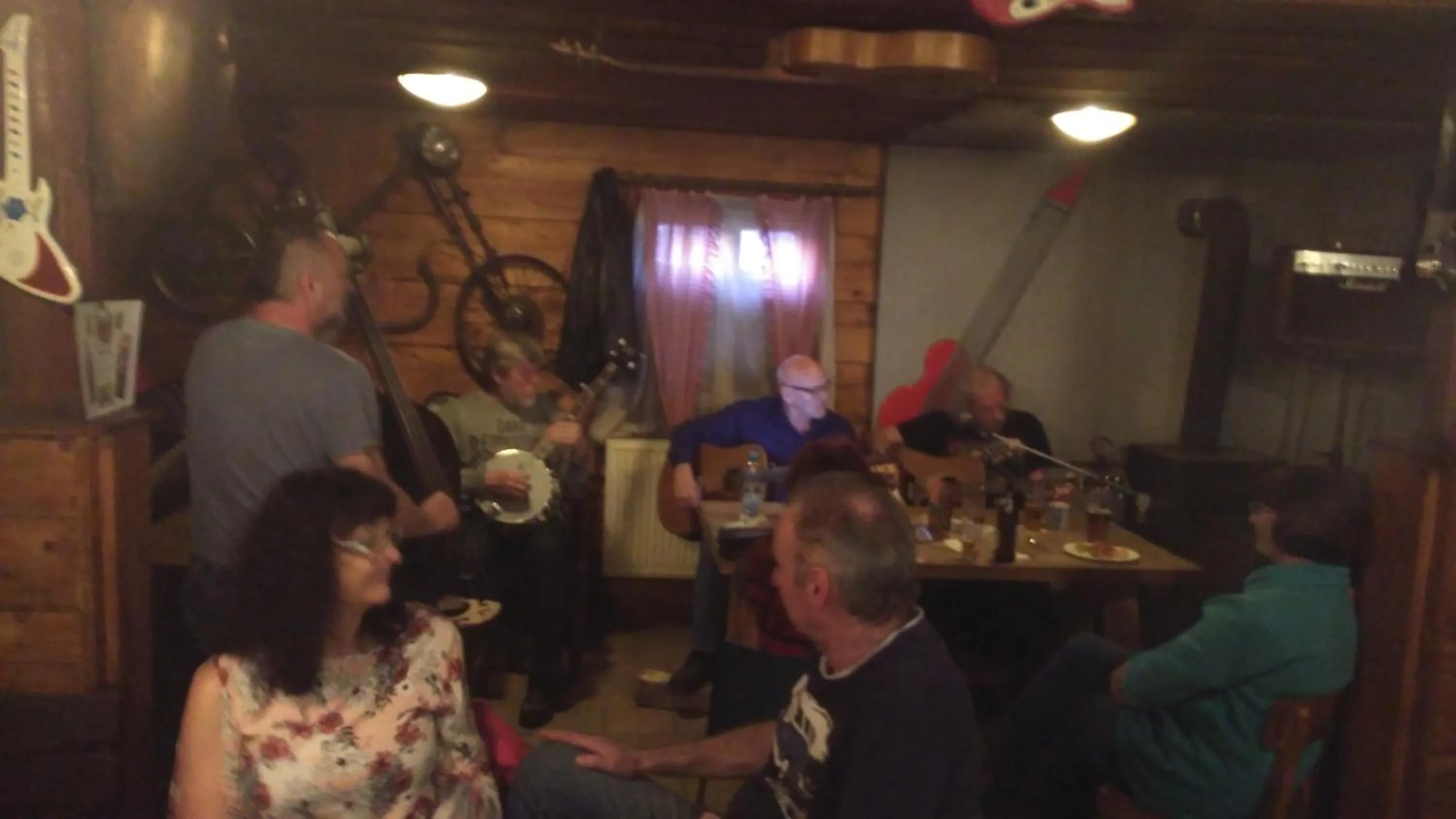 Evening entertainment in Dřevěnka