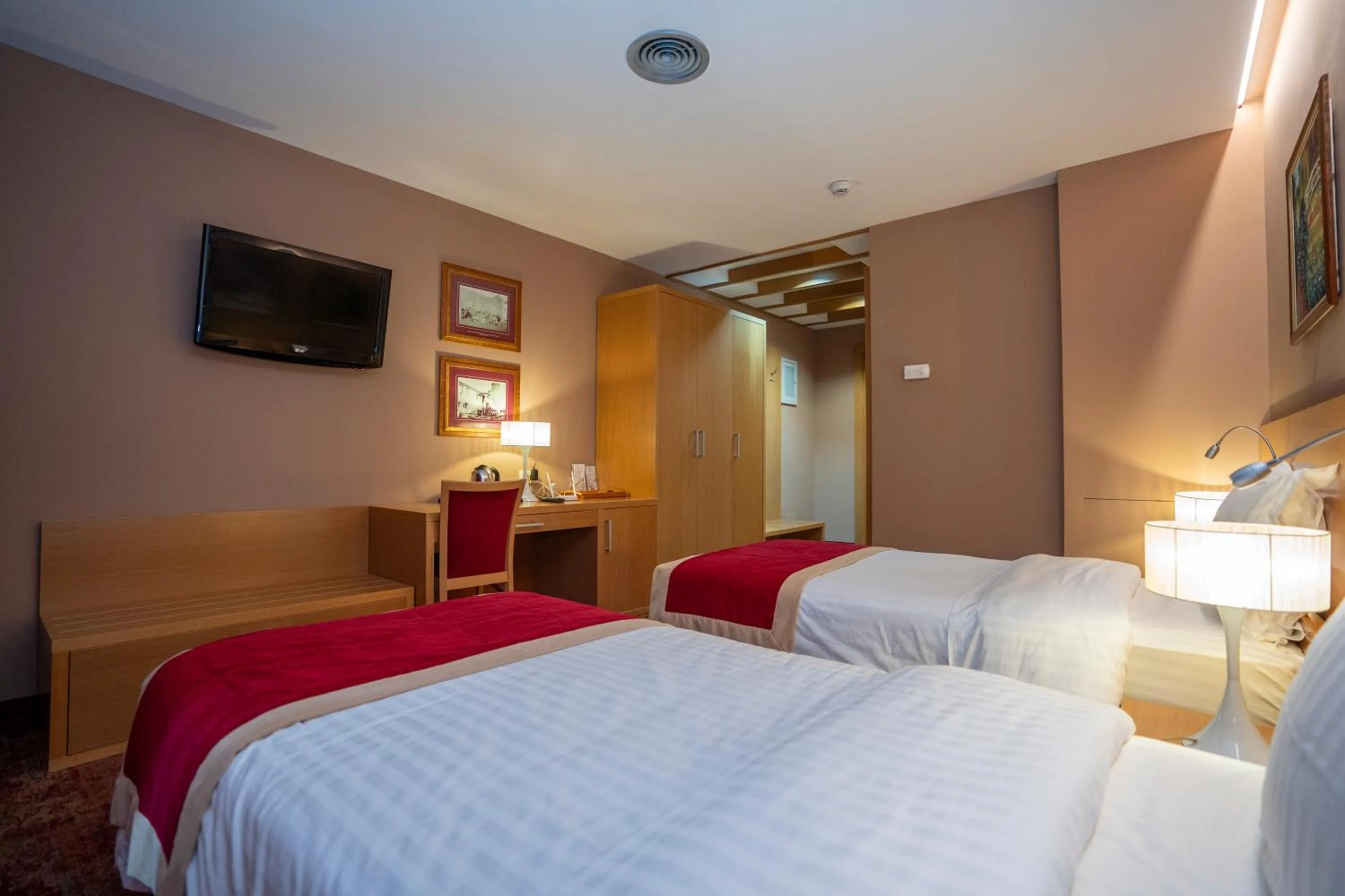 Bed in Hotel Colosseo & Spa