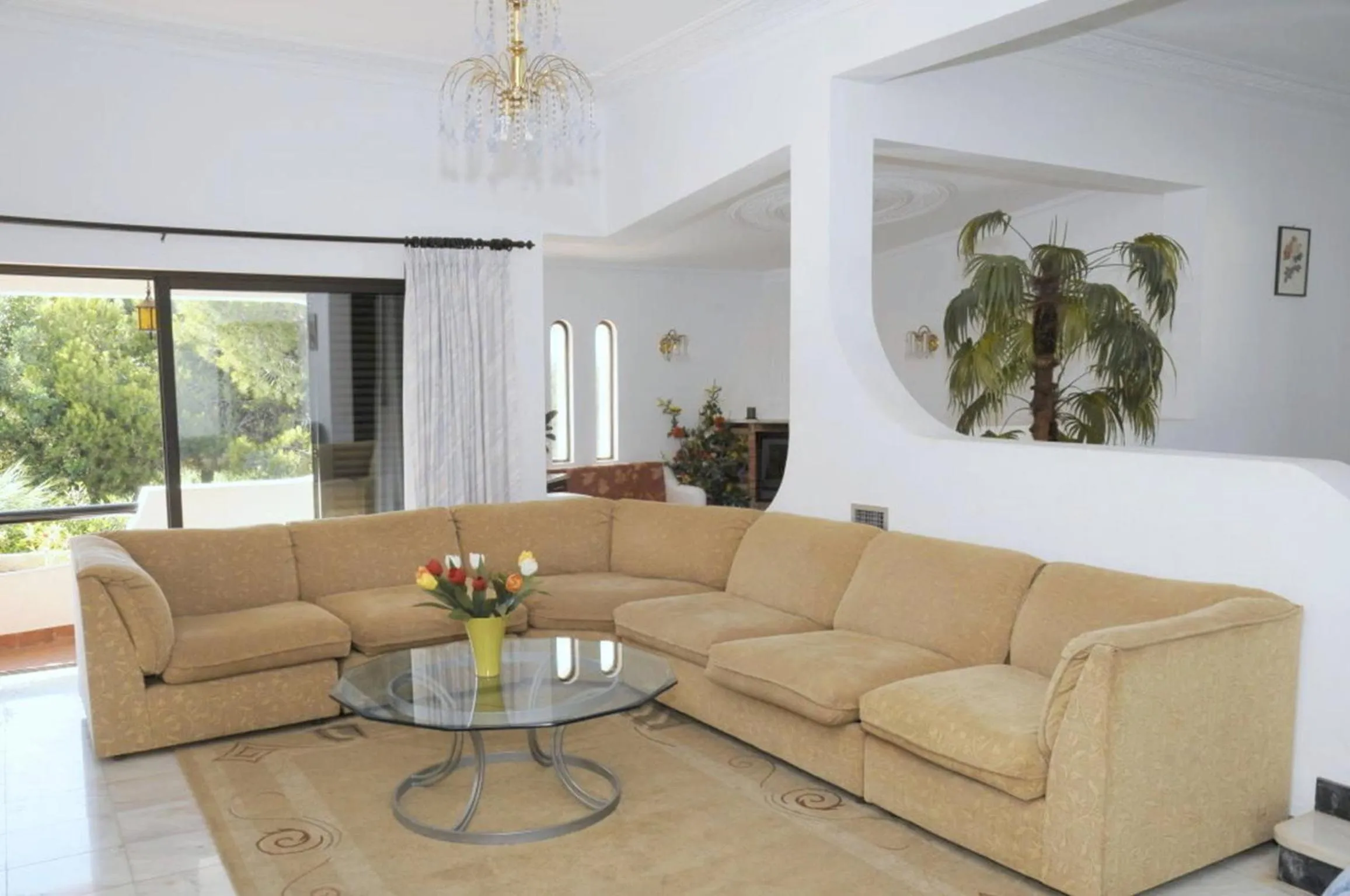 Communal lounge/ TV room in Situated in a superb position, in The Old Village area