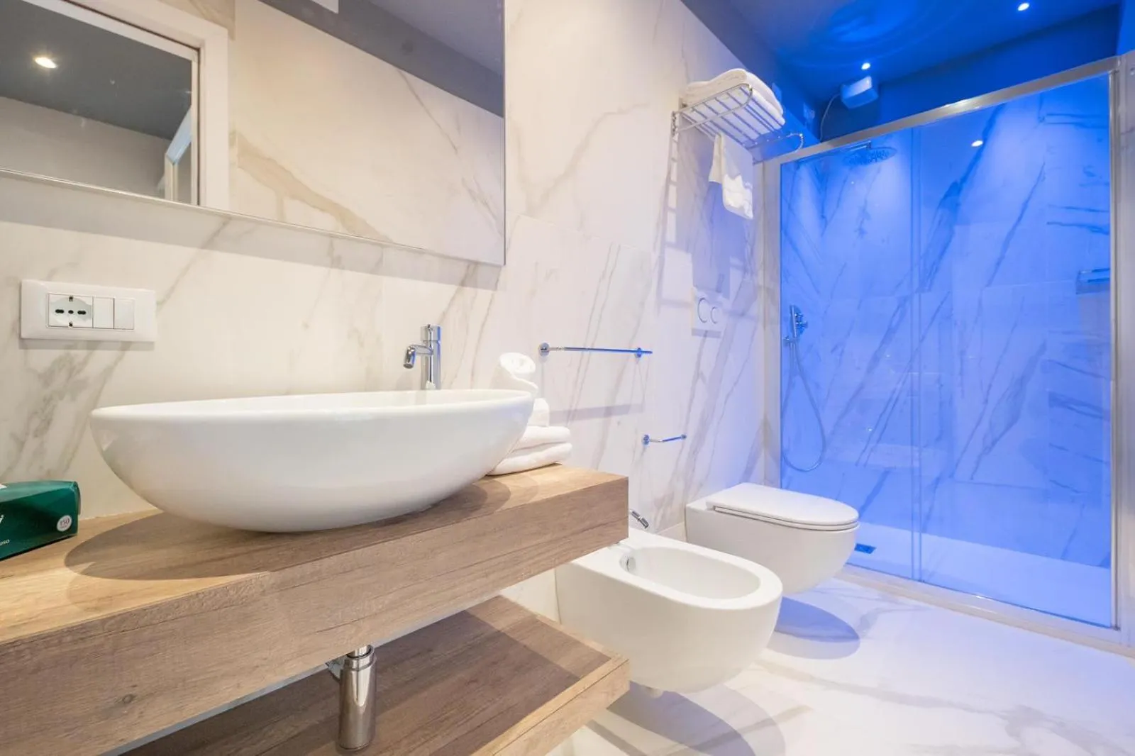 Shower in Park Hotel Pineta Boutique Hotel