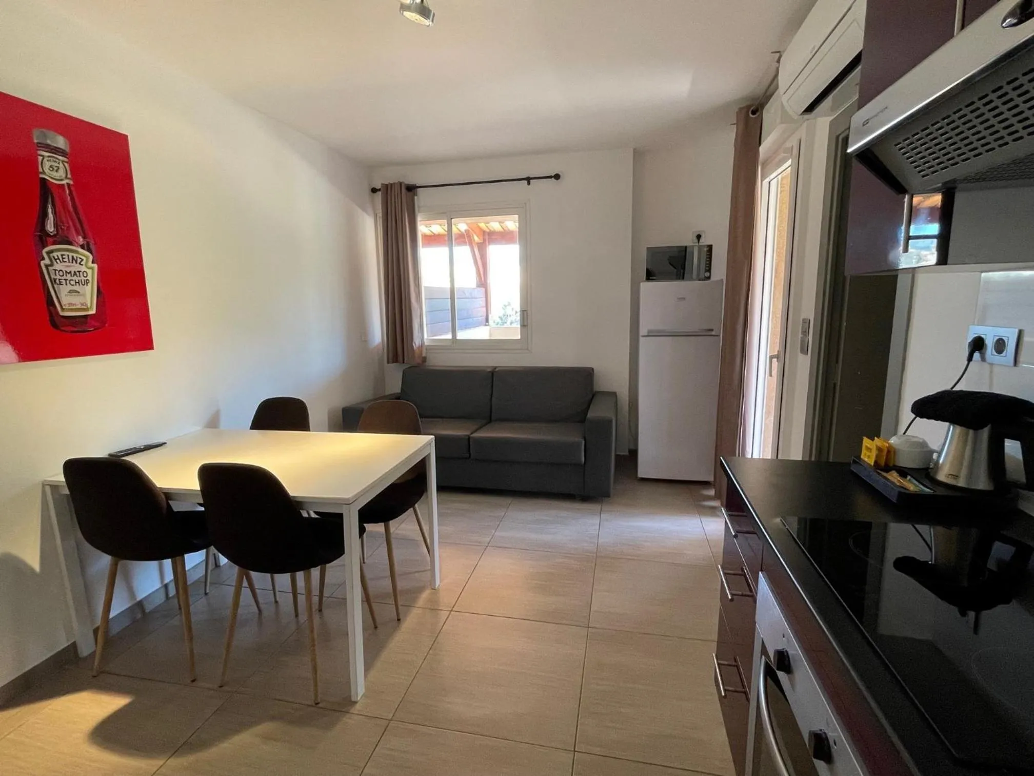 Living room in Hôtel L'Escale Coté Port