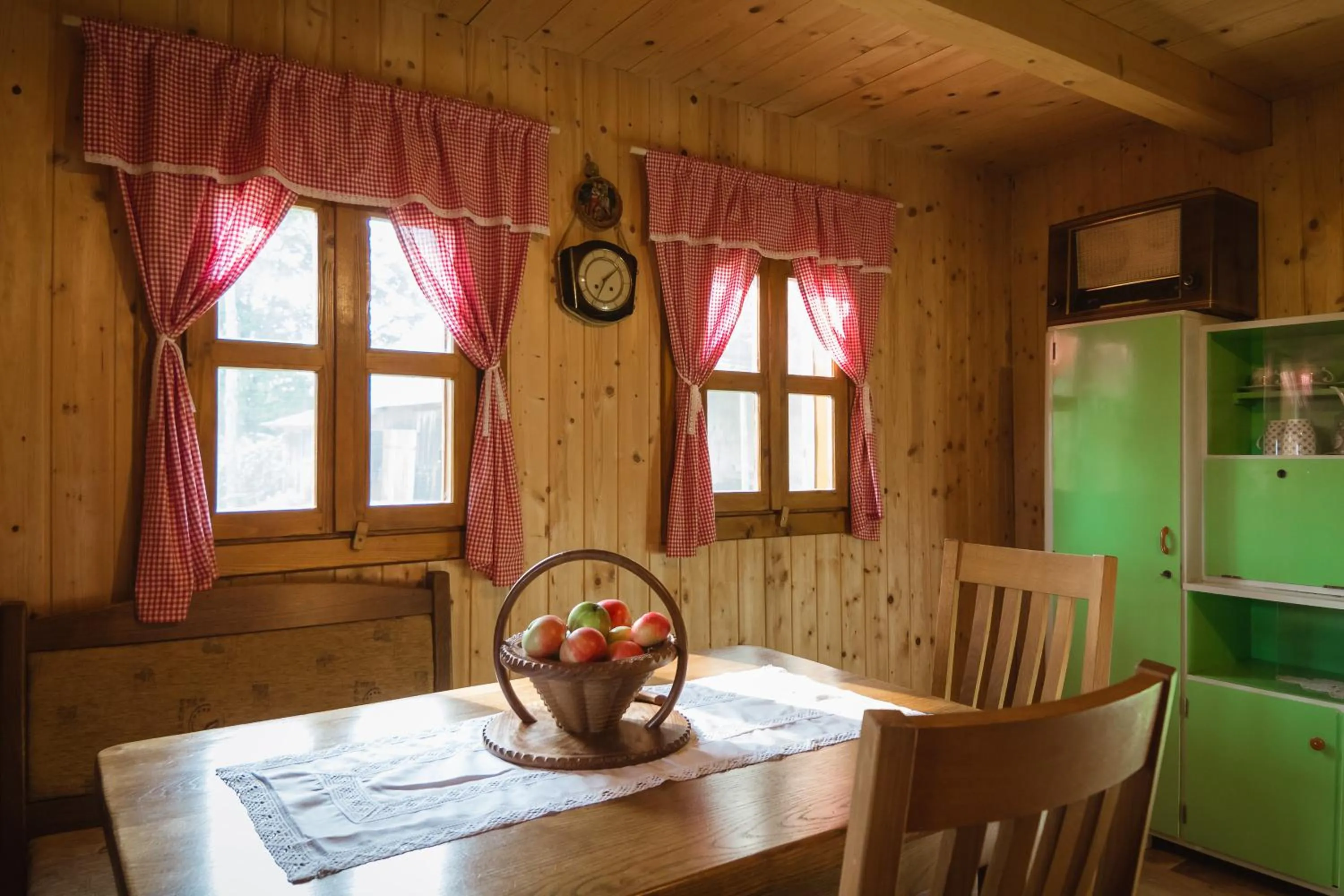 Communal kitchen in Kuća za odmor Cindrić