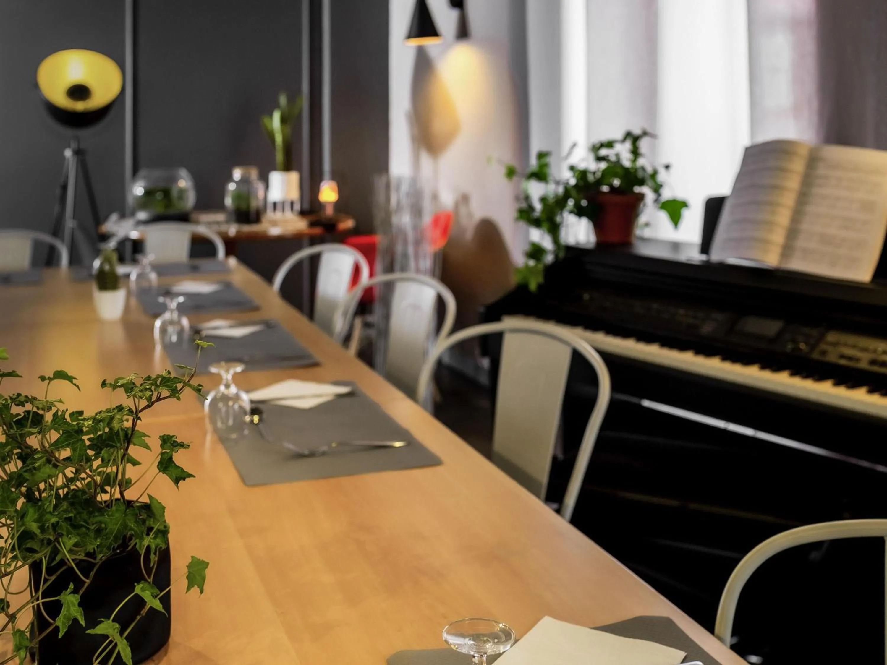 Meeting/conference room in ibis Macon Sud Crêches