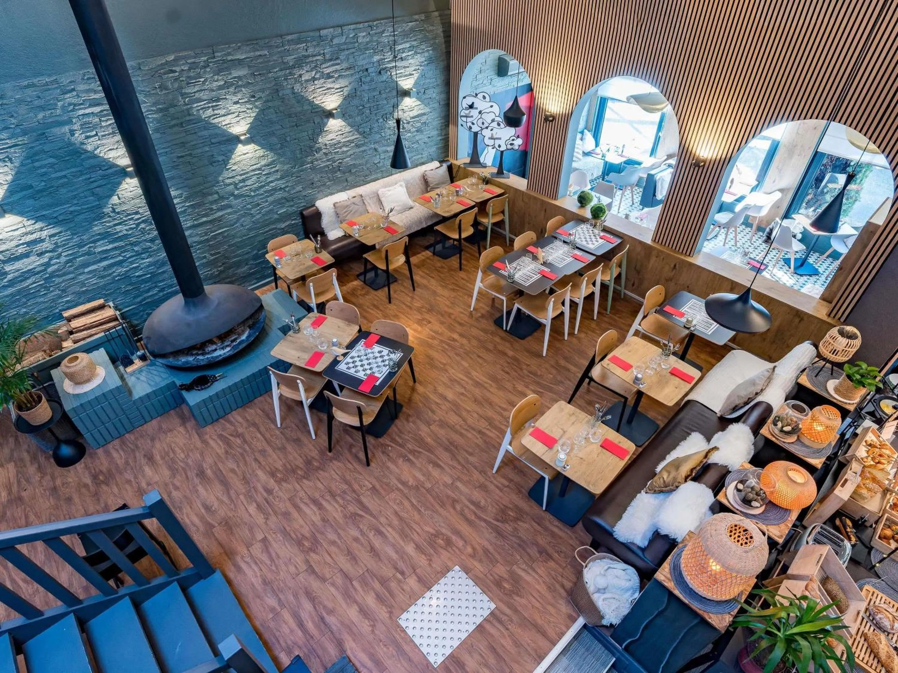 Property building in ibis Macon Sud Crêches