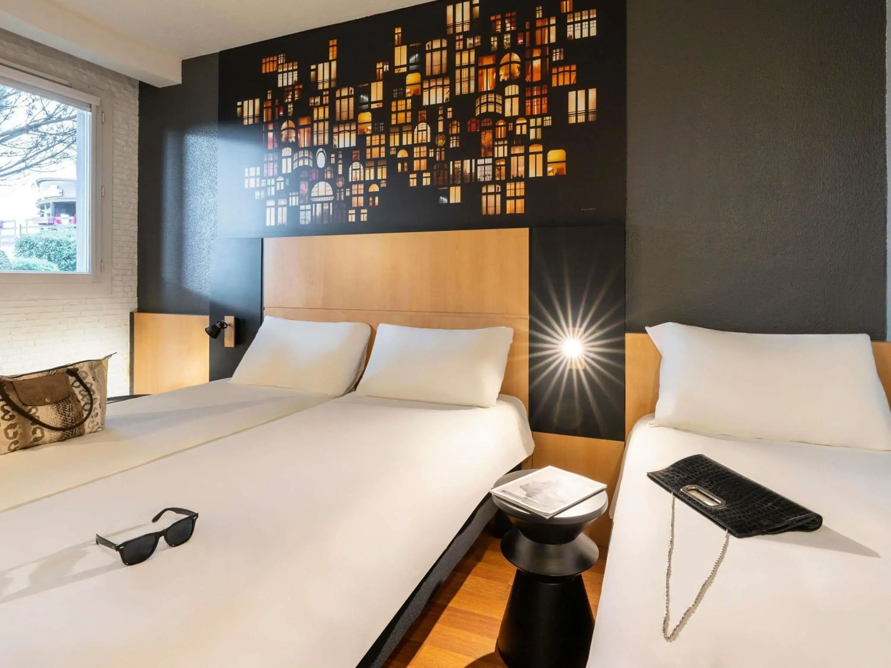 Bedroom, Bed in ibis Macon Sud Crêches Bedroom, Bed in ibis Macon Sud Crêches