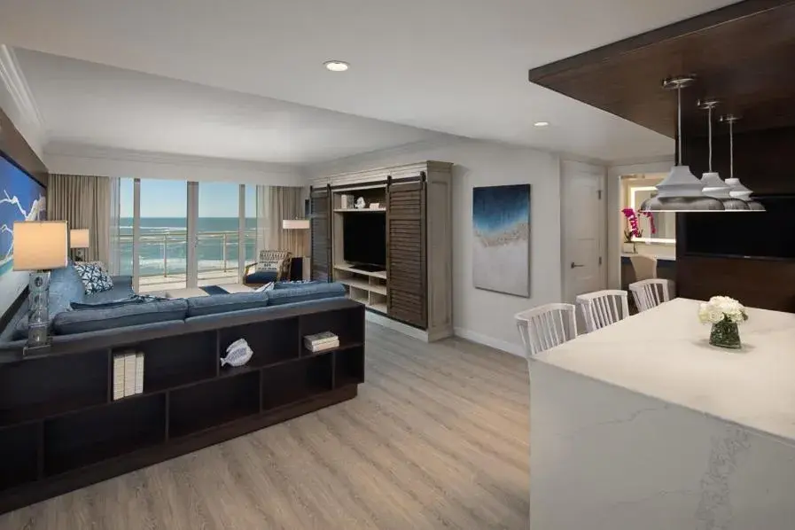 Bed in Resort at Longboat Key Club Bed in Resort at Longboat Key Club