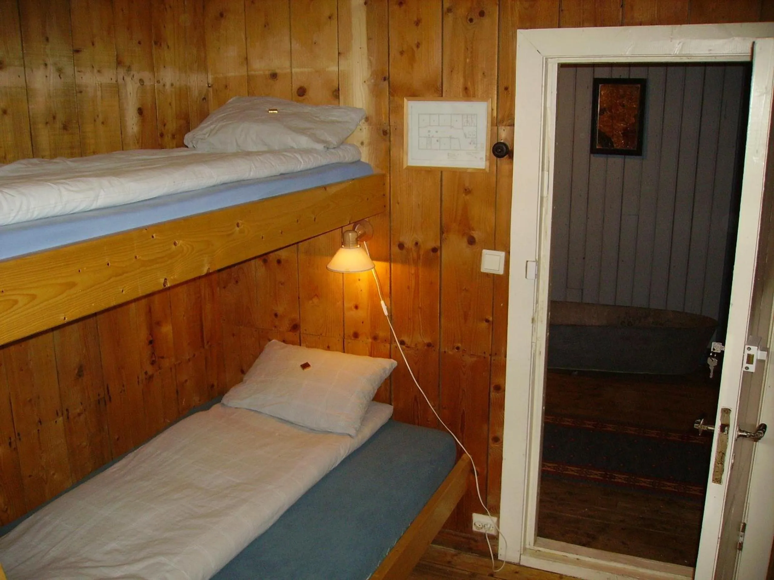 Bedroom, Bed in Holmvik Brygge Nyksund