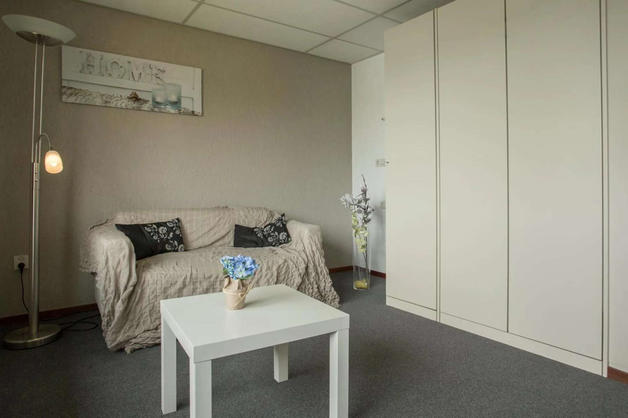 Photo of the whole room in Hotel Eperland