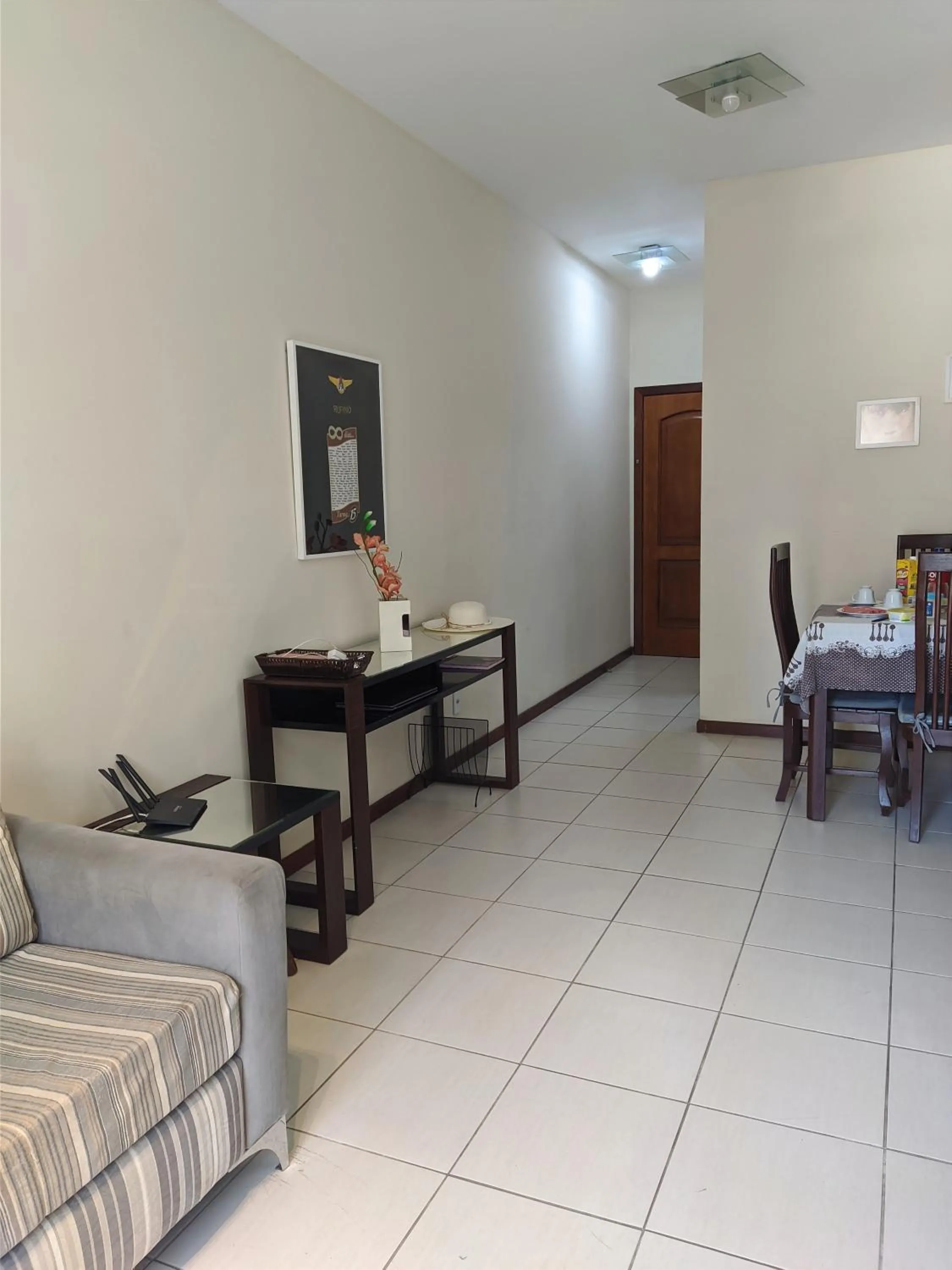 Dining area, Bed in Condominio Chateau Mondrian