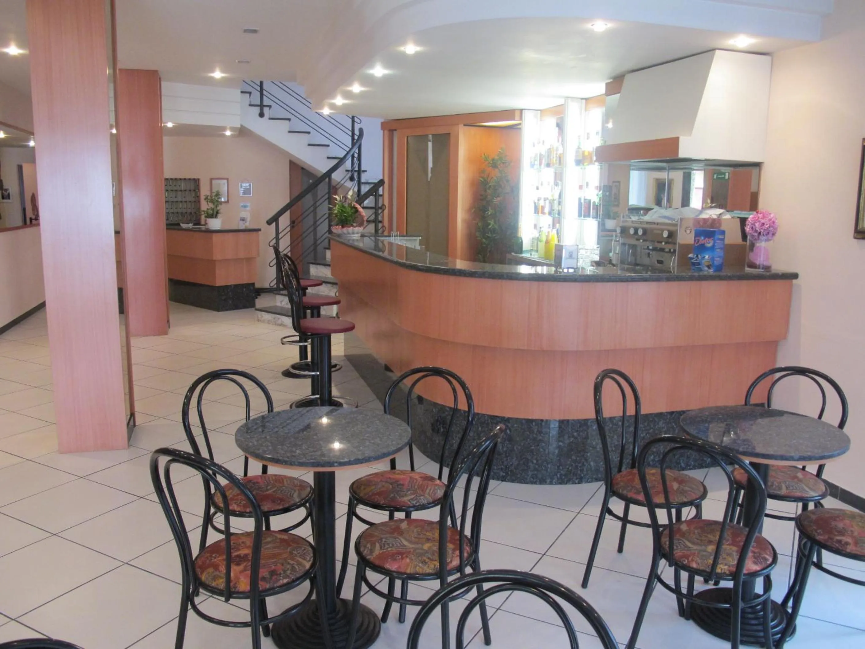 Lounge or bar in Hotel Basilea