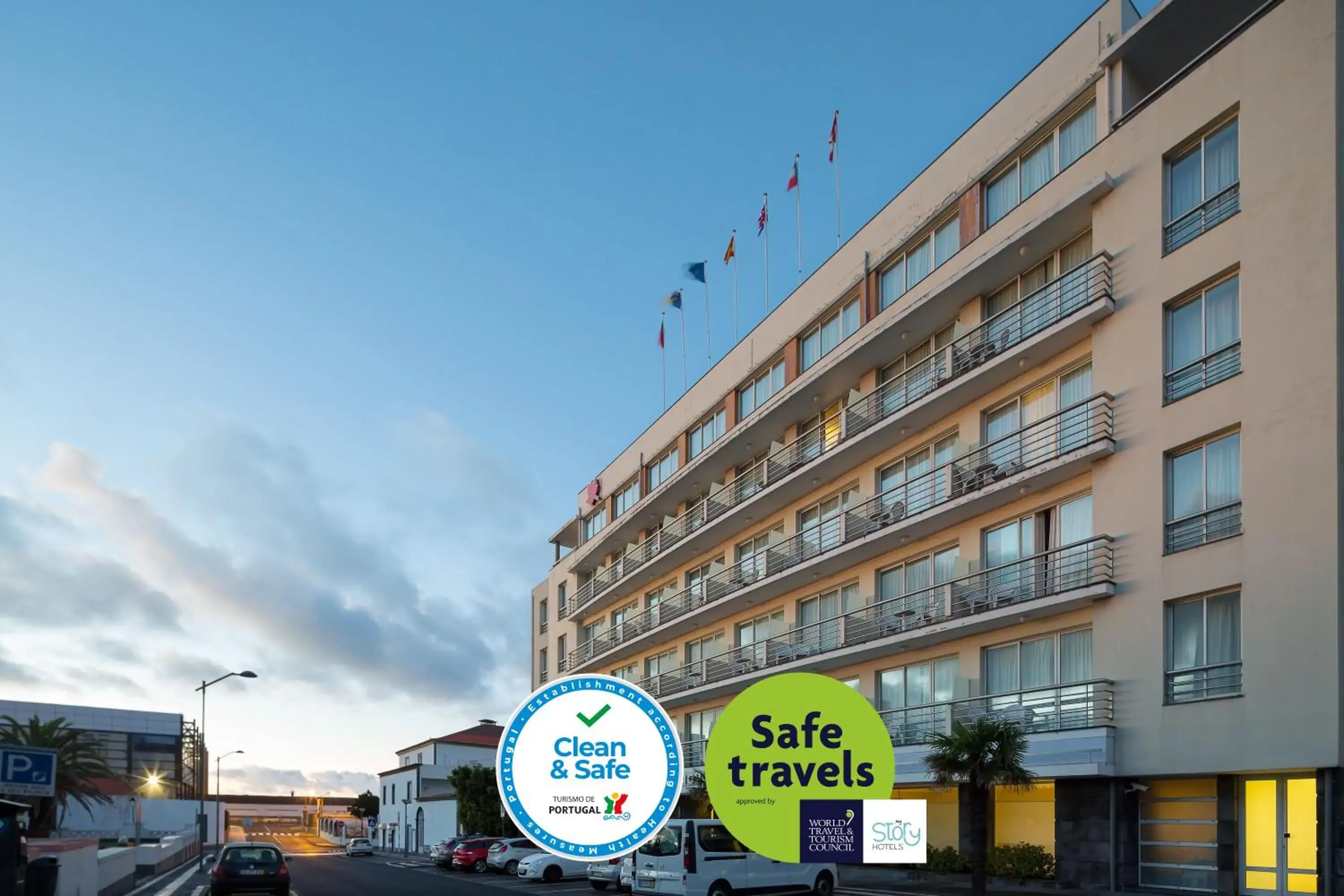 Facade/entrance in MS Vila Nova Facade/entrance in MS Vila Nova