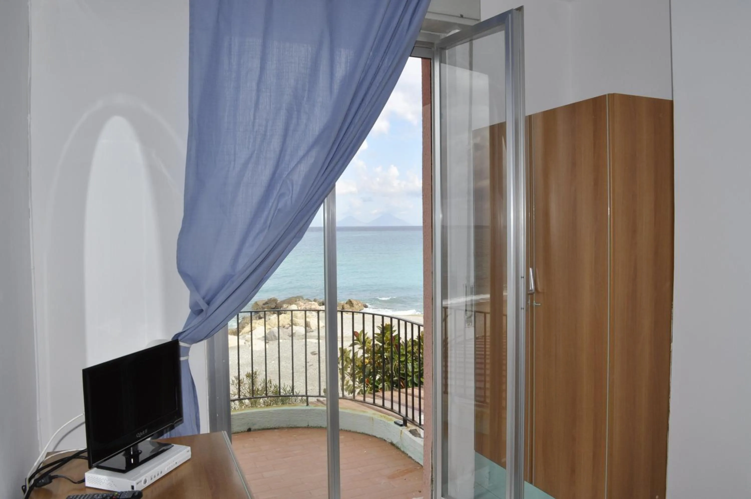 Sea view in Hotel Ristorante La Scogliera - NUOVA GESTIONE