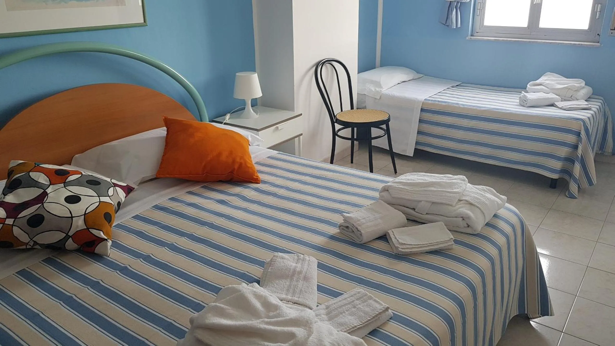 Bed in Hotel Ristorante La Scogliera - NUOVA GESTIONE