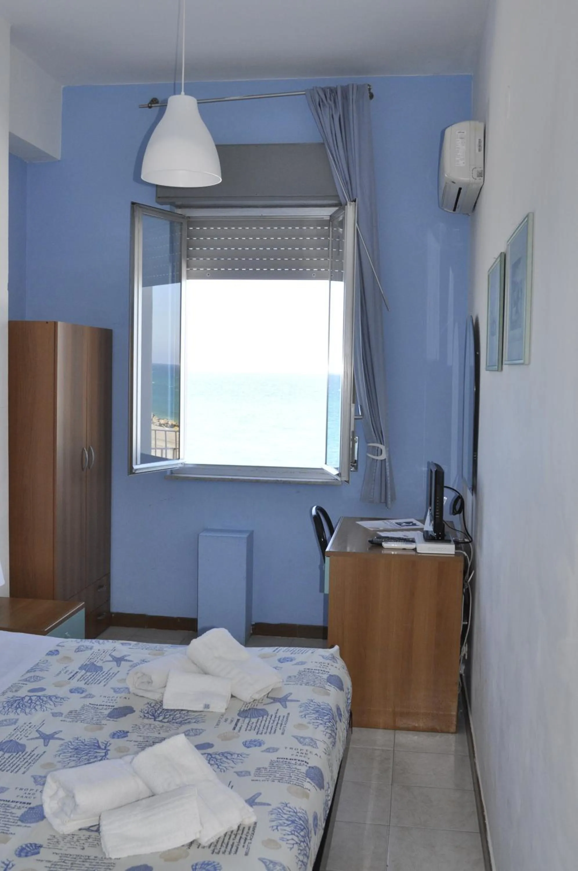 Photo of the whole room in Hotel Ristorante La Scogliera - NUOVA GESTIONE