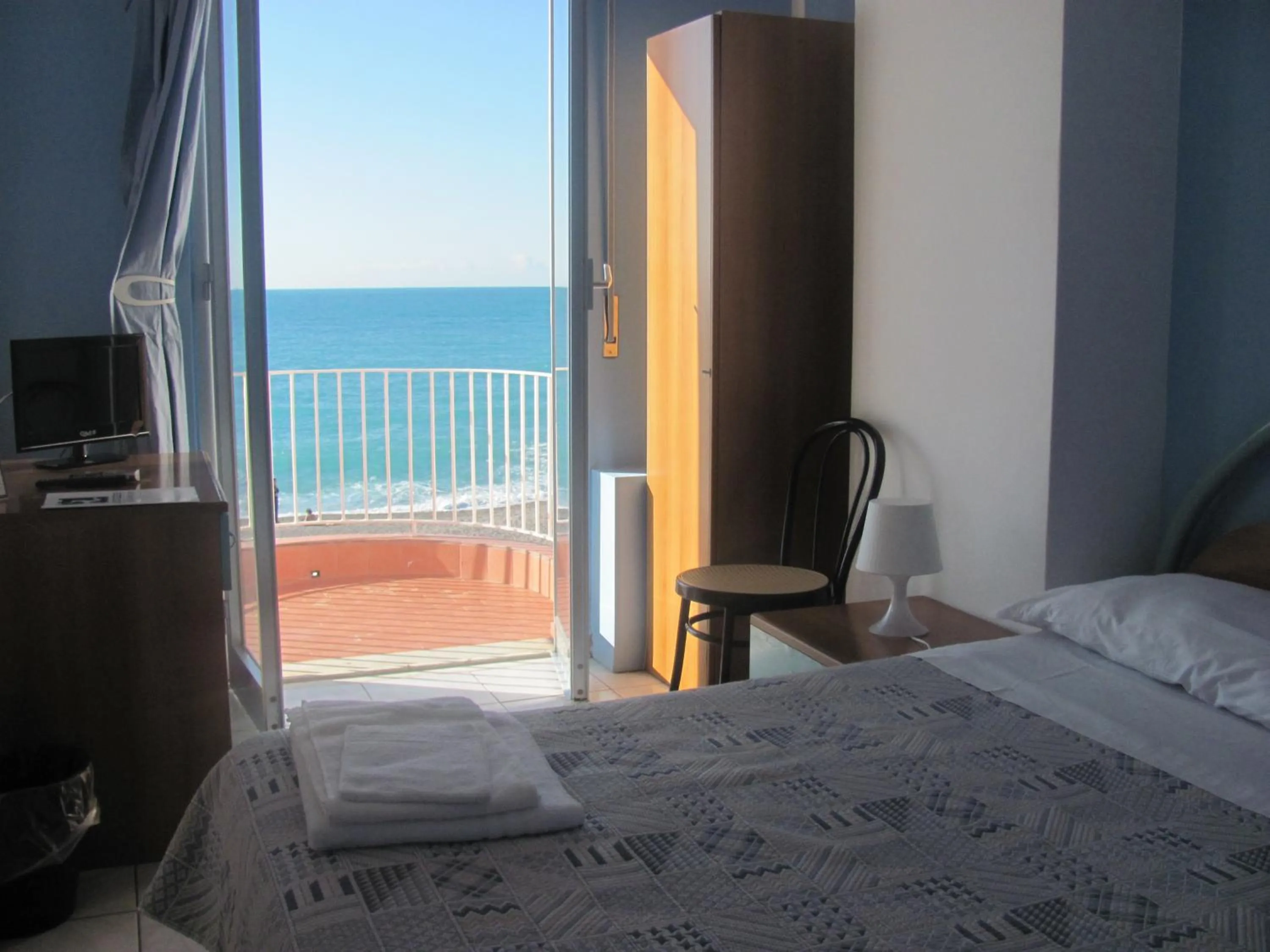 Sea view in Hotel Ristorante La Scogliera - NUOVA GESTIONE