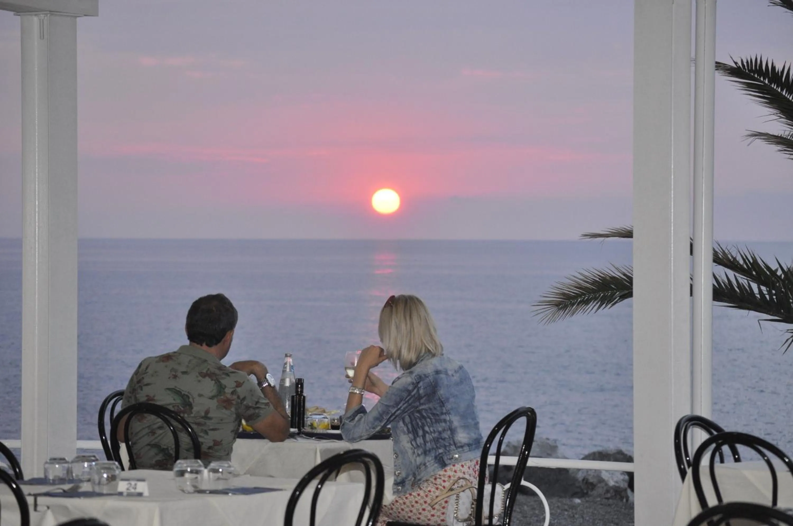 group of guests in Hotel Ristorante La Scogliera - NUOVA GESTIONE