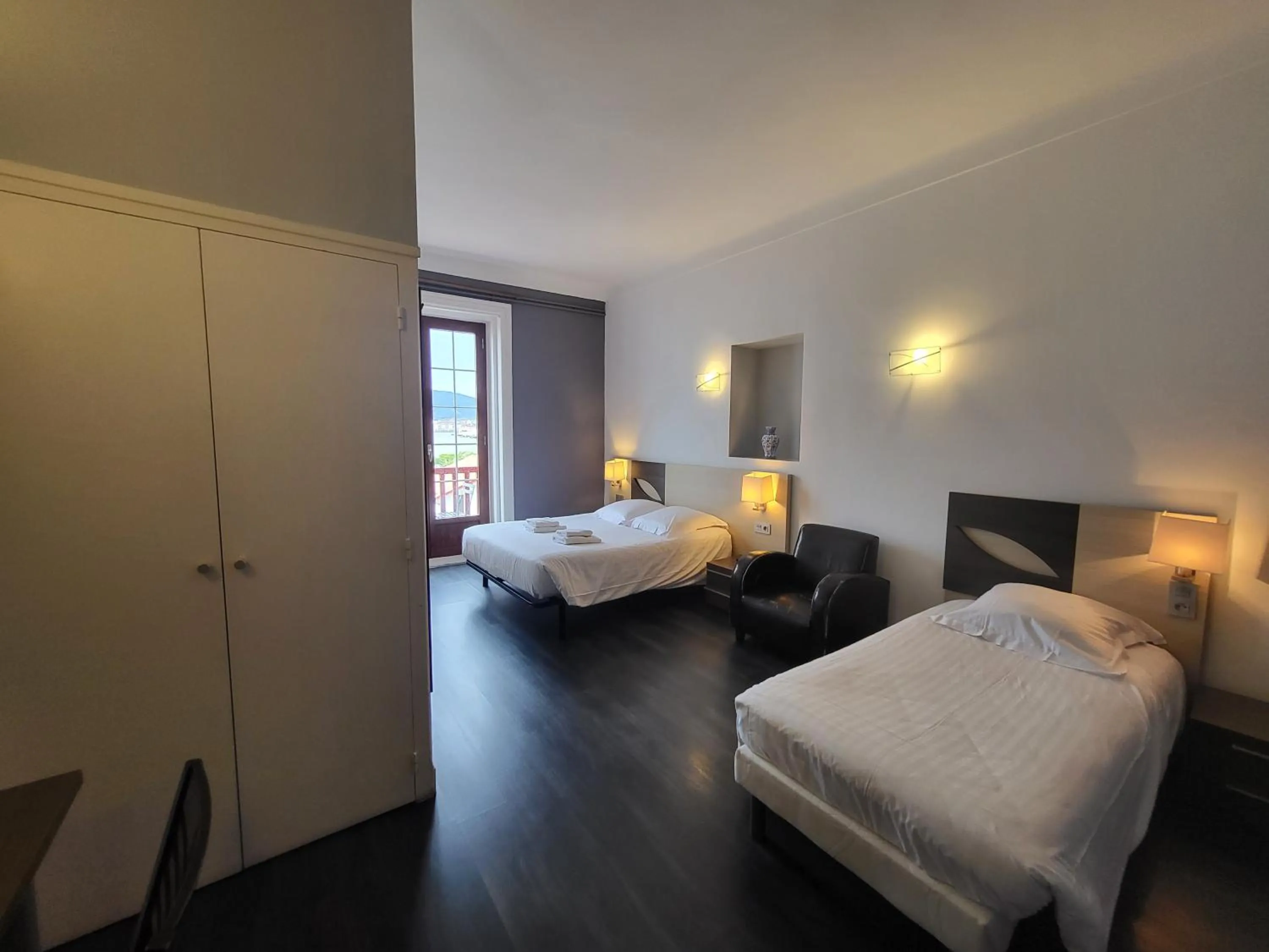 Bed in Hotel Bellevue